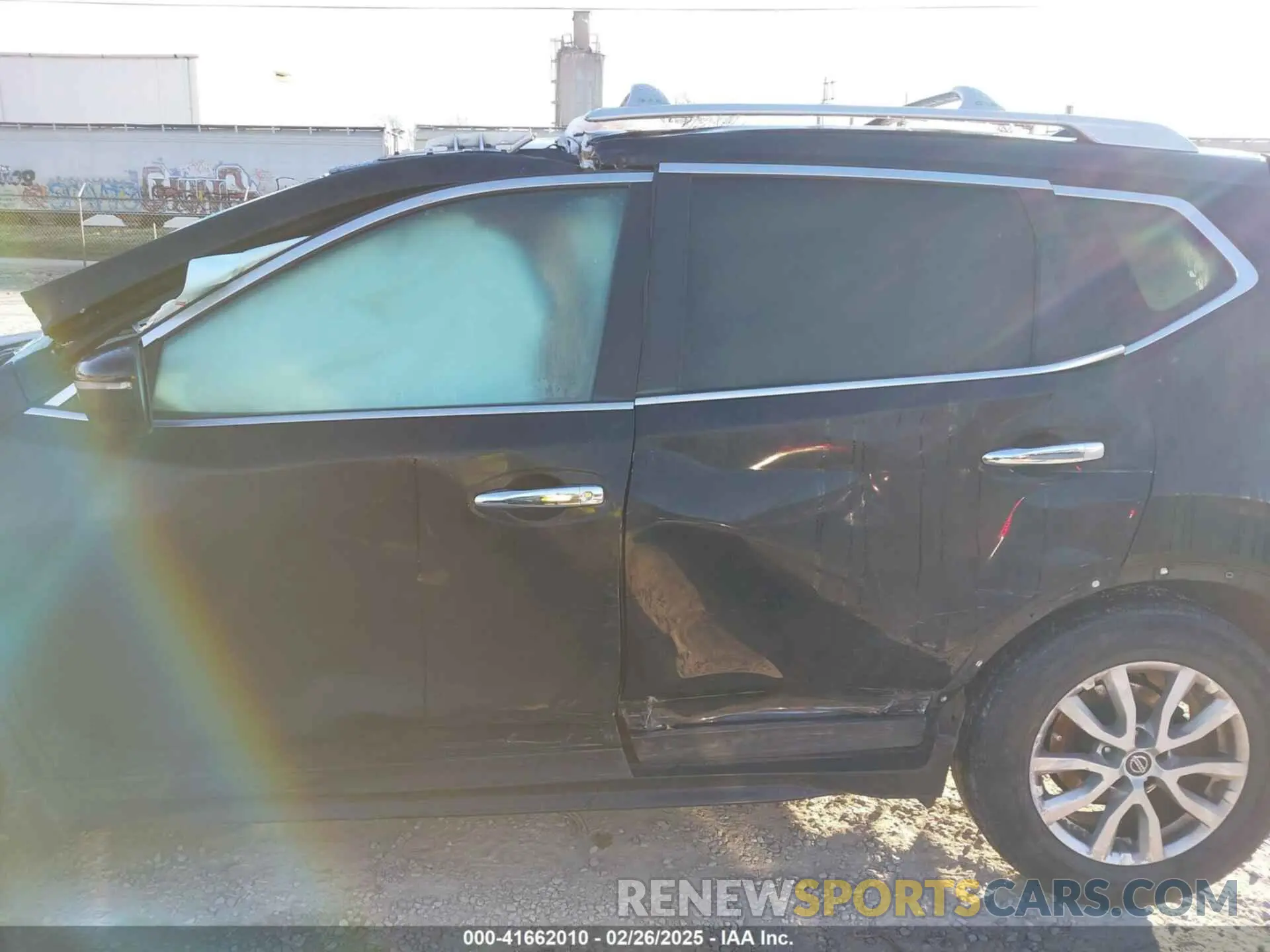 13 Photograph of a damaged car 5N1AT2MT8KC822327 NISSAN ROGUE 2019