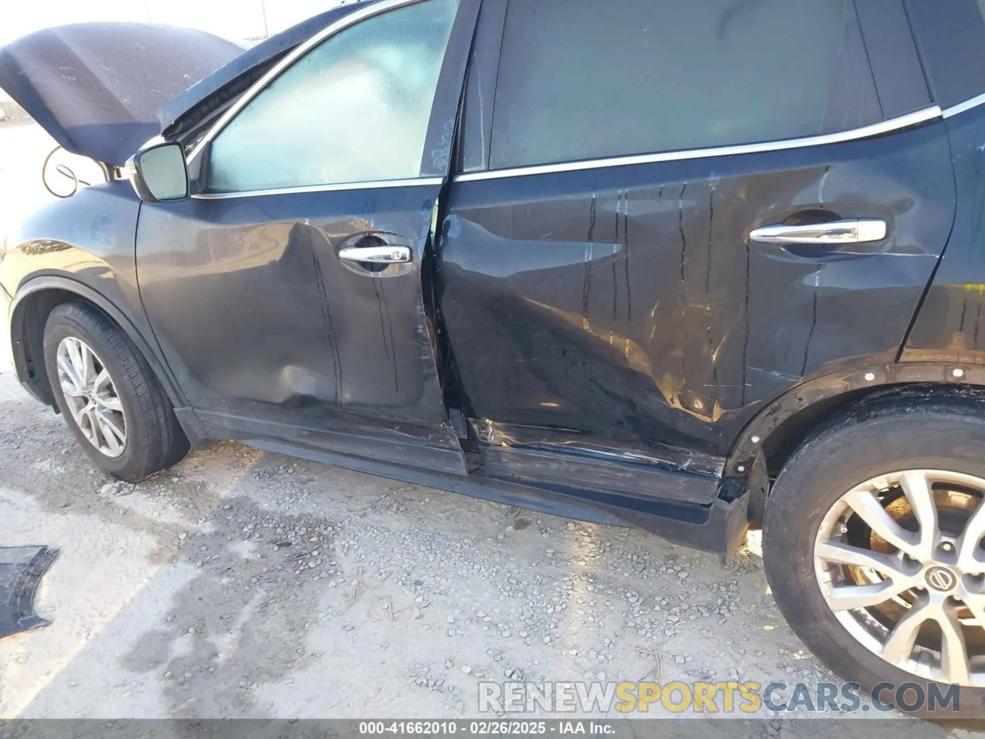 6 Photograph of a damaged car 5N1AT2MT8KC822327 NISSAN ROGUE 2019