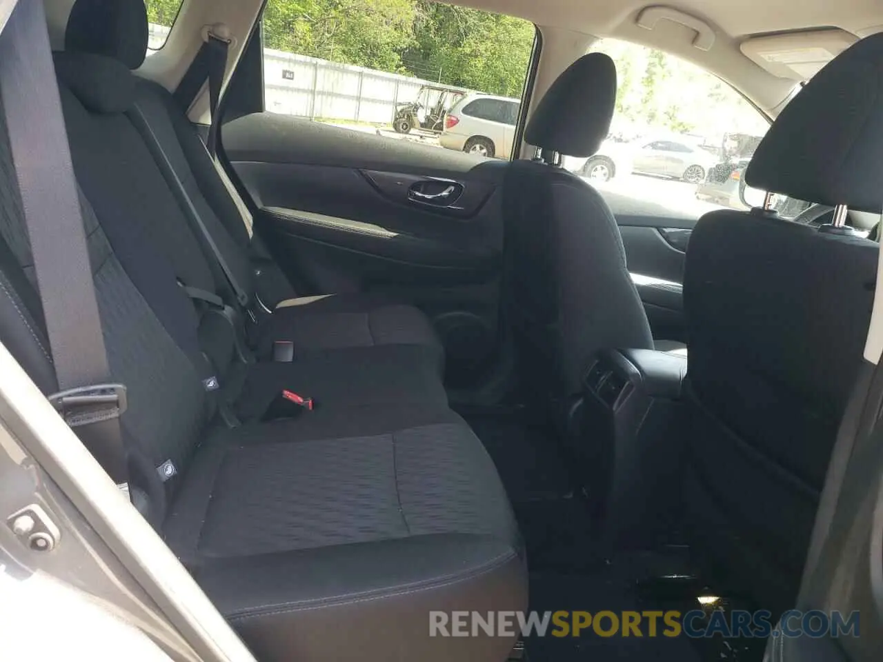 11 Photograph of a damaged car 5N1AT2MT8KC823736 NISSAN ROGUE 2019