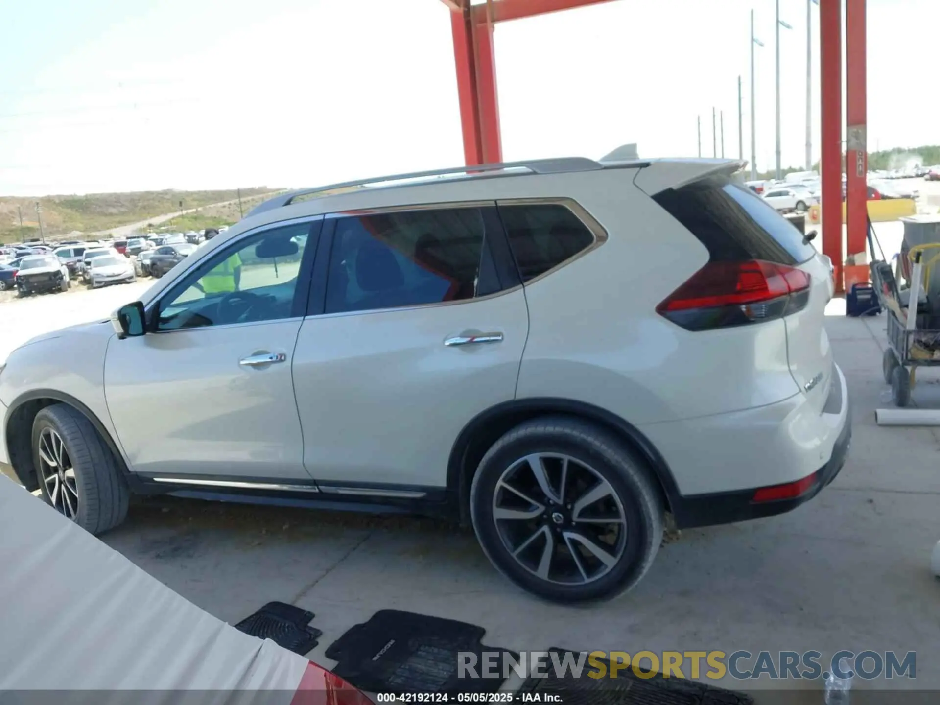 14 Photograph of a damaged car 5N1AT2MT9KC701113 NISSAN ROGUE 2019