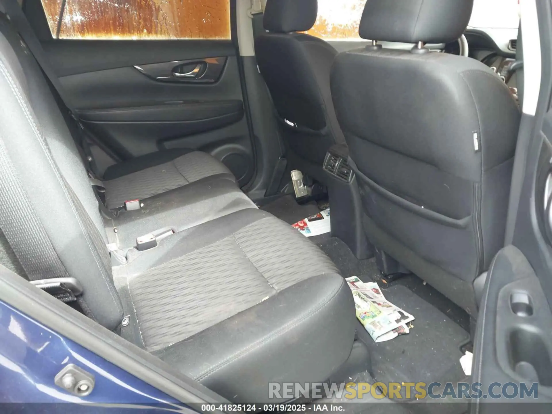 8 Photograph of a damaged car 5N1AT2MT9KC708949 NISSAN ROGUE 2019