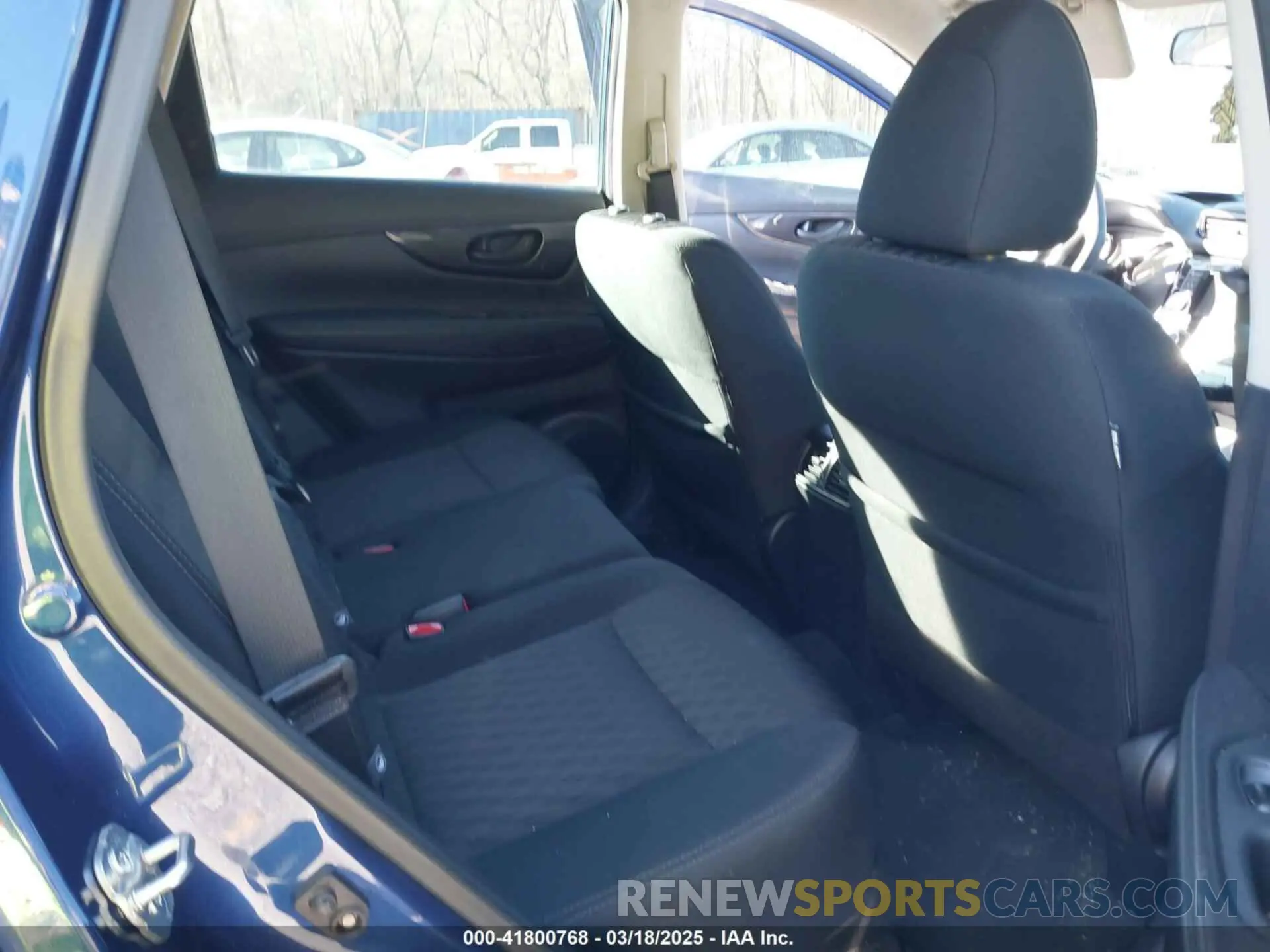 8 Photograph of a damaged car 5N1AT2MT9KC790746 NISSAN ROGUE 2019