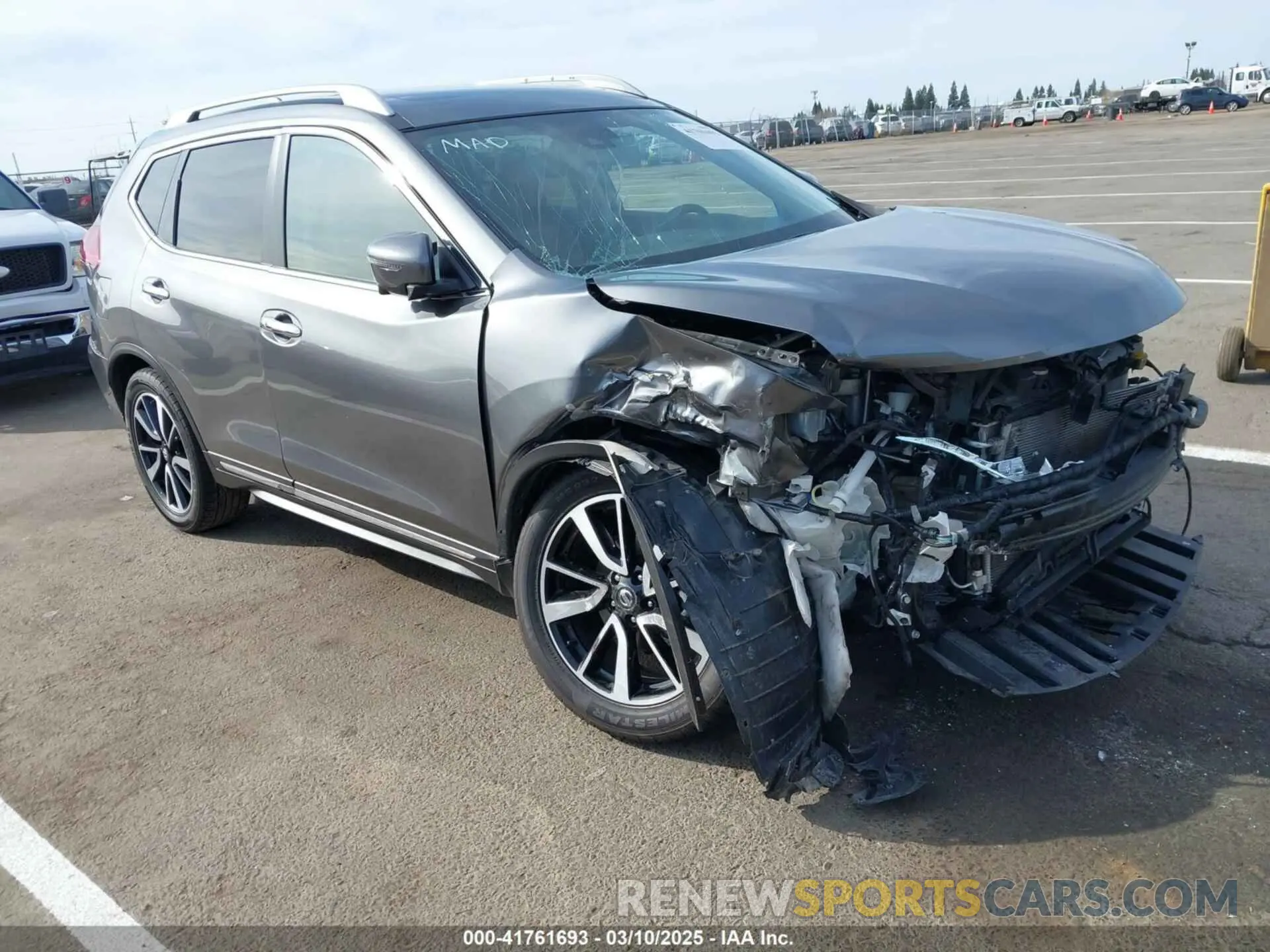 1 Photograph of a damaged car 5N1AT2MT9KC800370 NISSAN ROGUE 2019