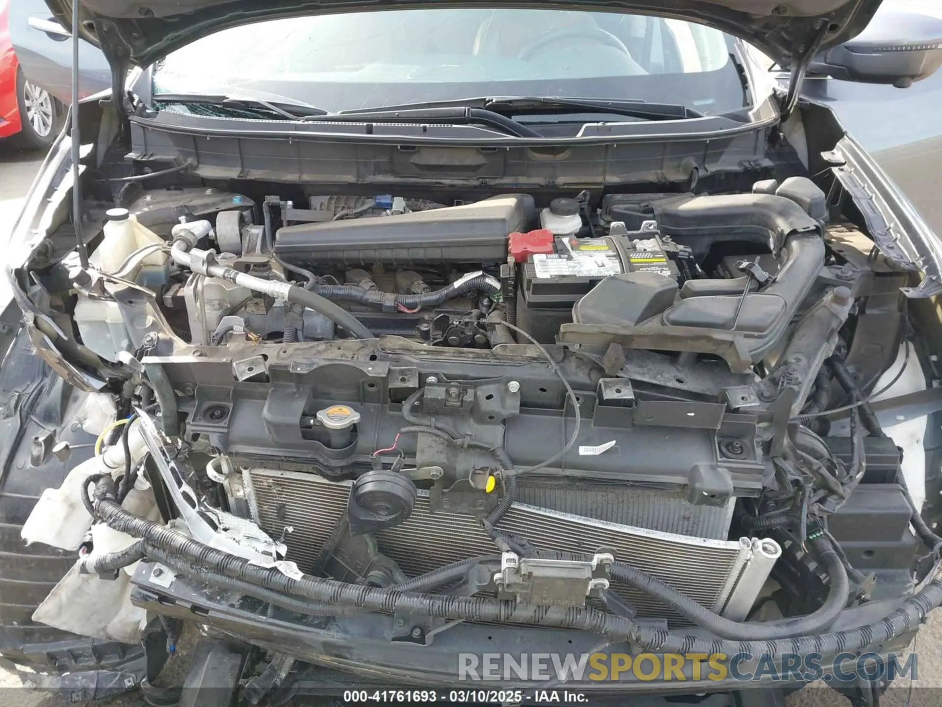10 Photograph of a damaged car 5N1AT2MT9KC800370 NISSAN ROGUE 2019