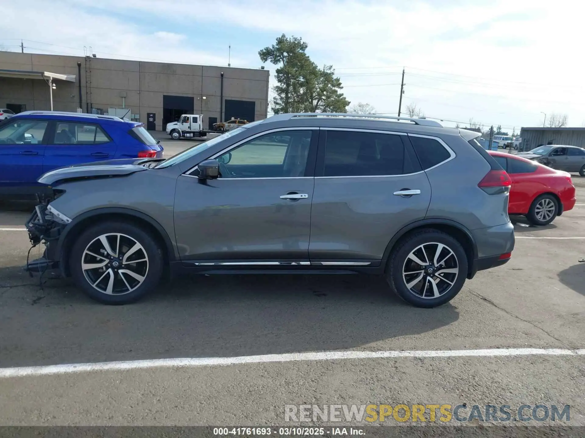 15 Photograph of a damaged car 5N1AT2MT9KC800370 NISSAN ROGUE 2019