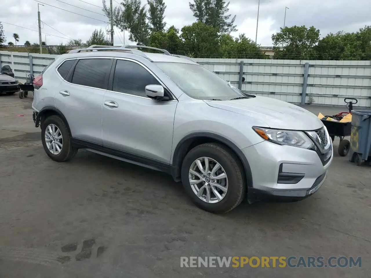 4 Photograph of a damaged car 5N1AT2MT9KC825995 NISSAN ROGUE 2019