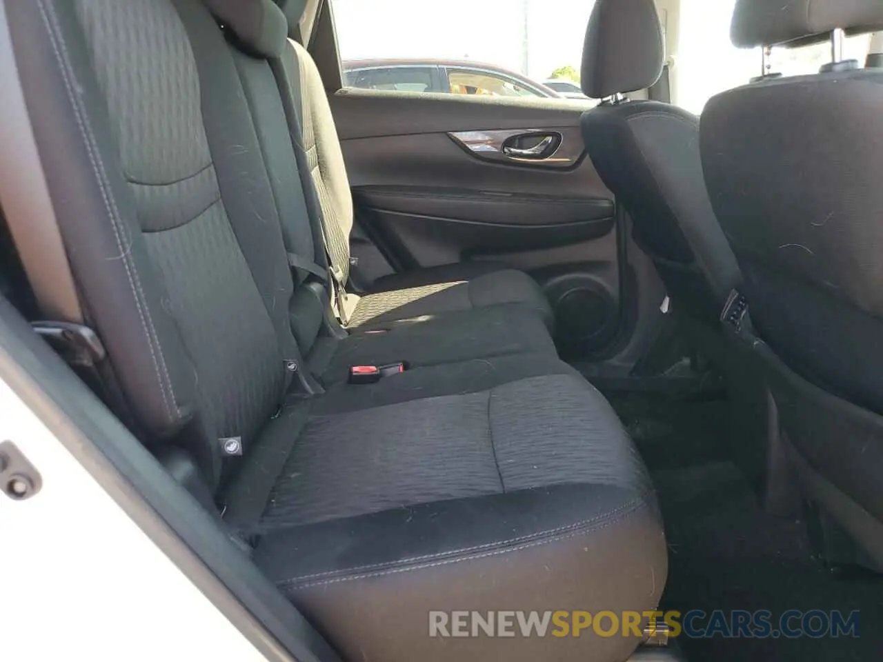 11 Photograph of a damaged car 5N1AT2MT9KC837077 NISSAN ROGUE 2019