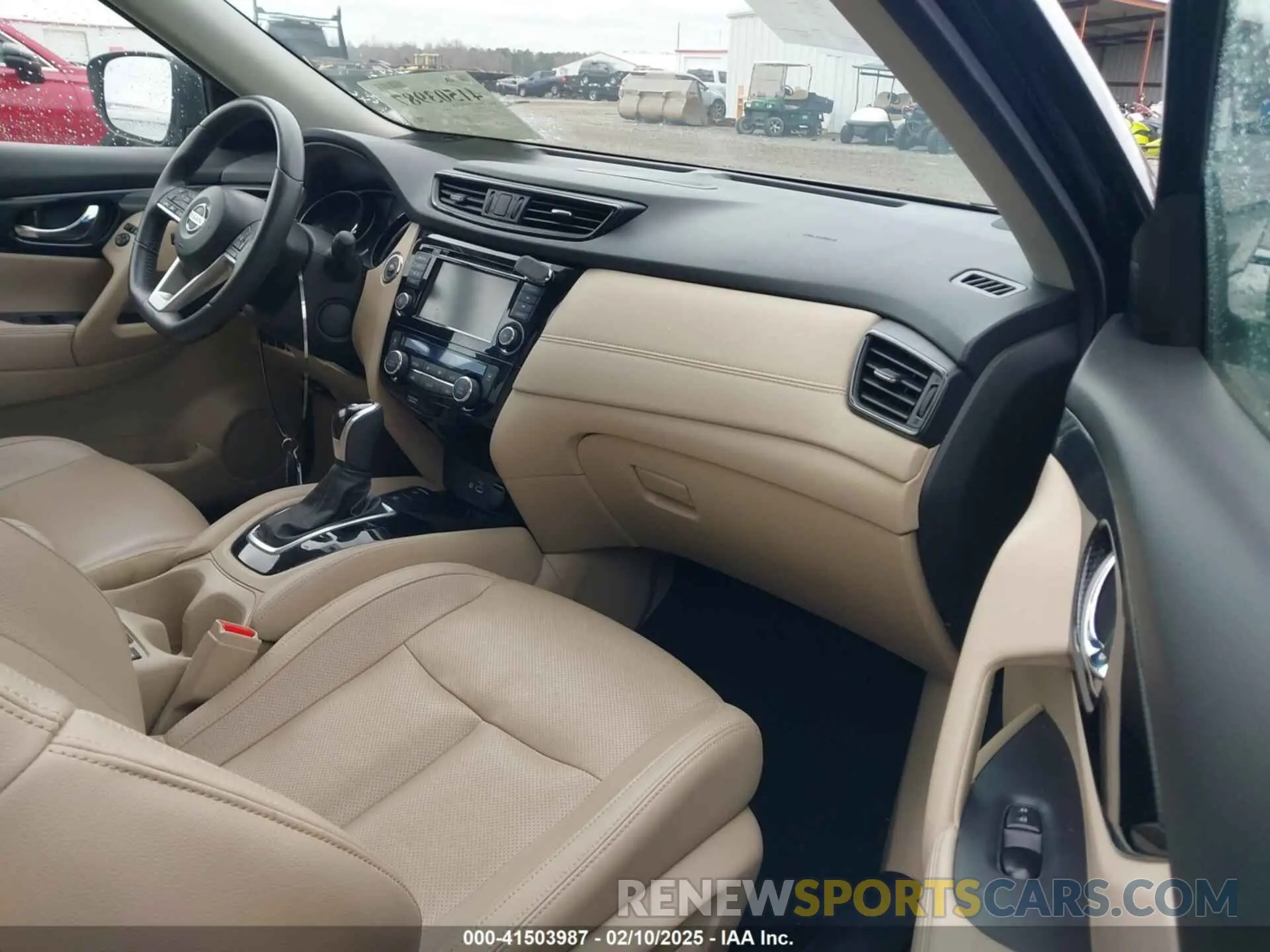 5 Photograph of a damaged car 5N1AT2MTXKC700858 NISSAN ROGUE 2019