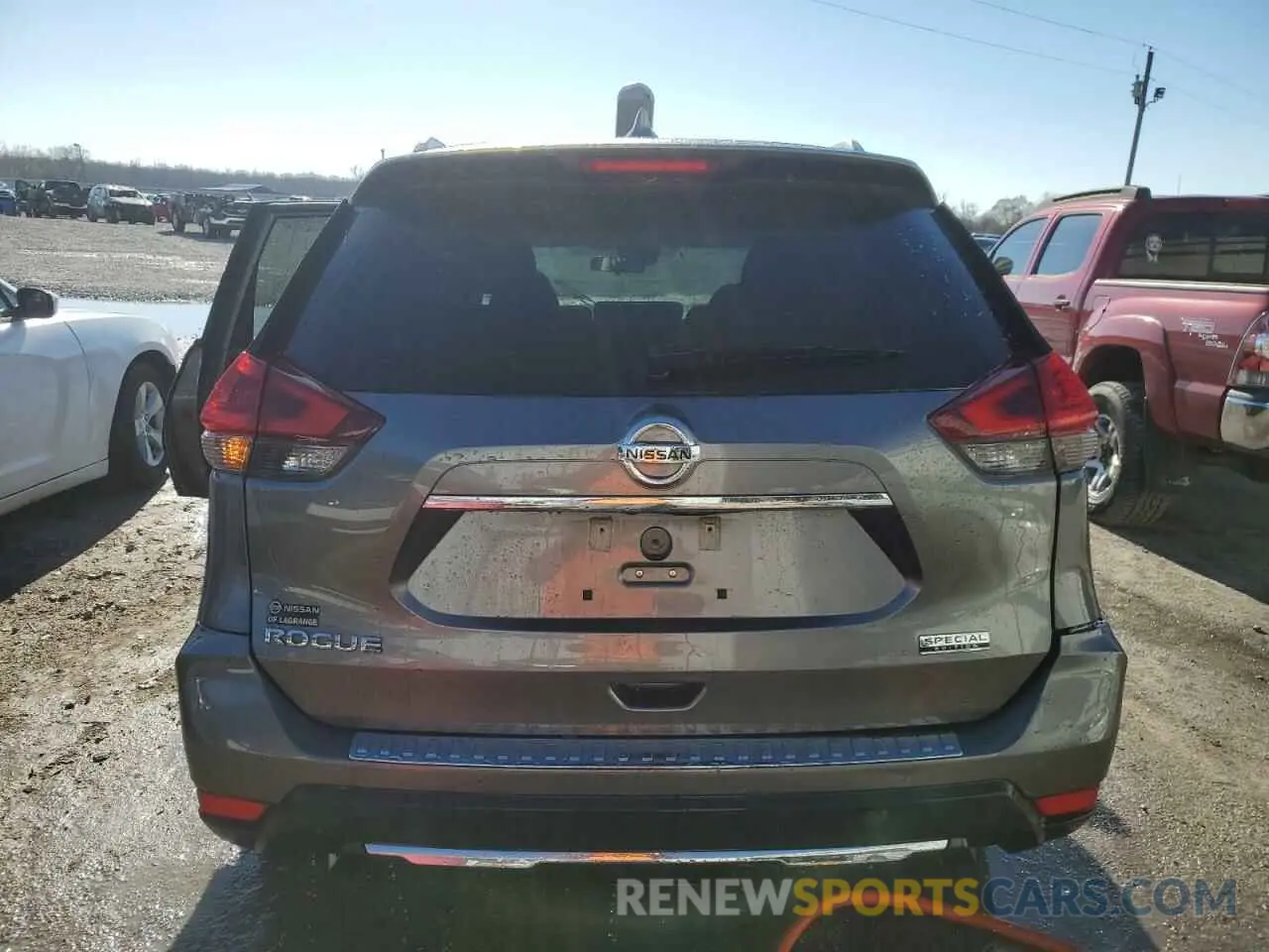 6 Photograph of a damaged car 5N1AT2MTXKC745217 NISSAN ROGUE 2019