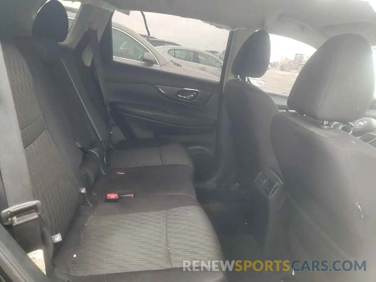 10 Photograph of a damaged car 5N1AT2MTXKC754936 NISSAN ROGUE 2019