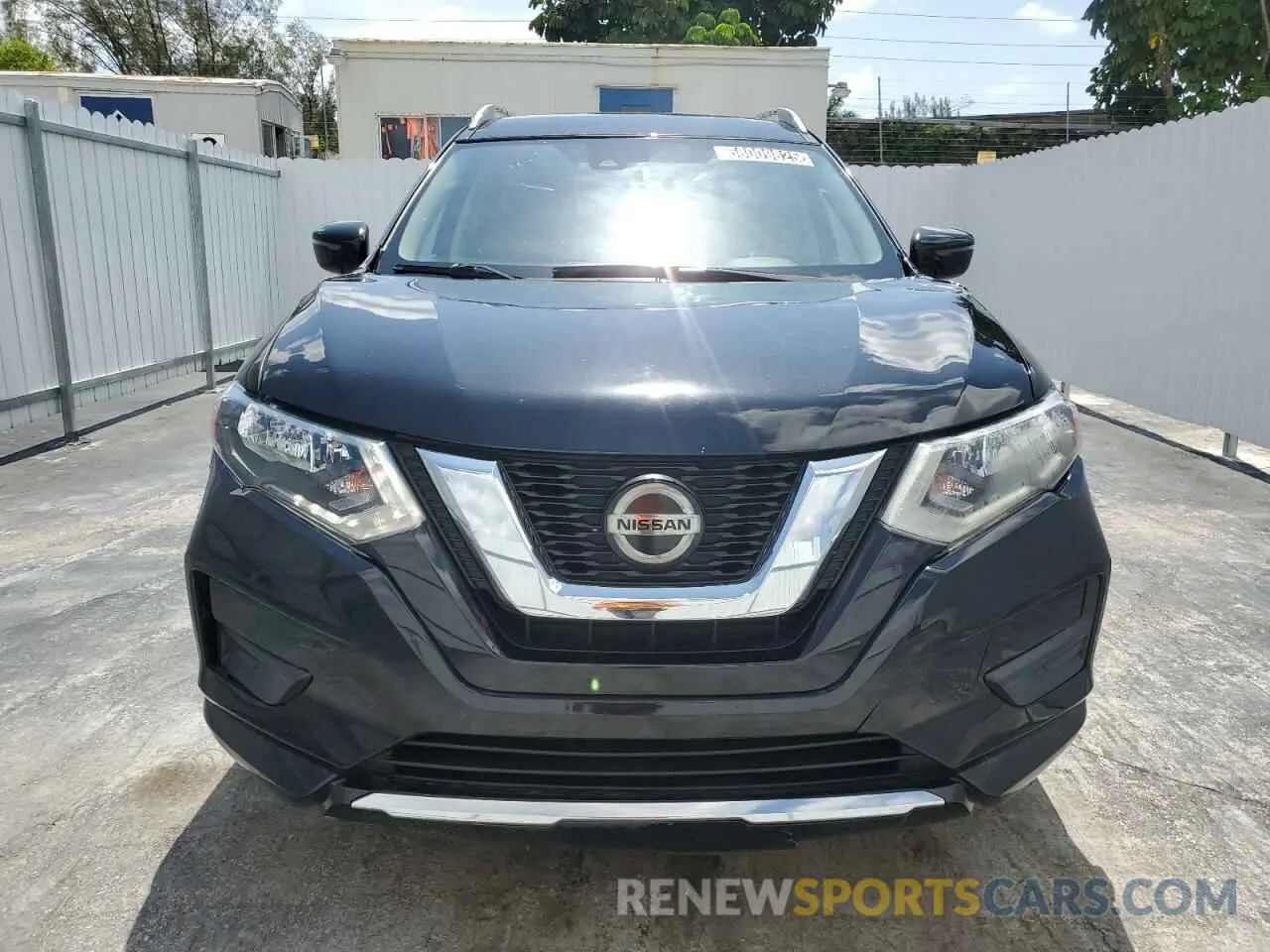 5 Photograph of a damaged car 5N1AT2MTXKC757562 NISSAN ROGUE 2019
