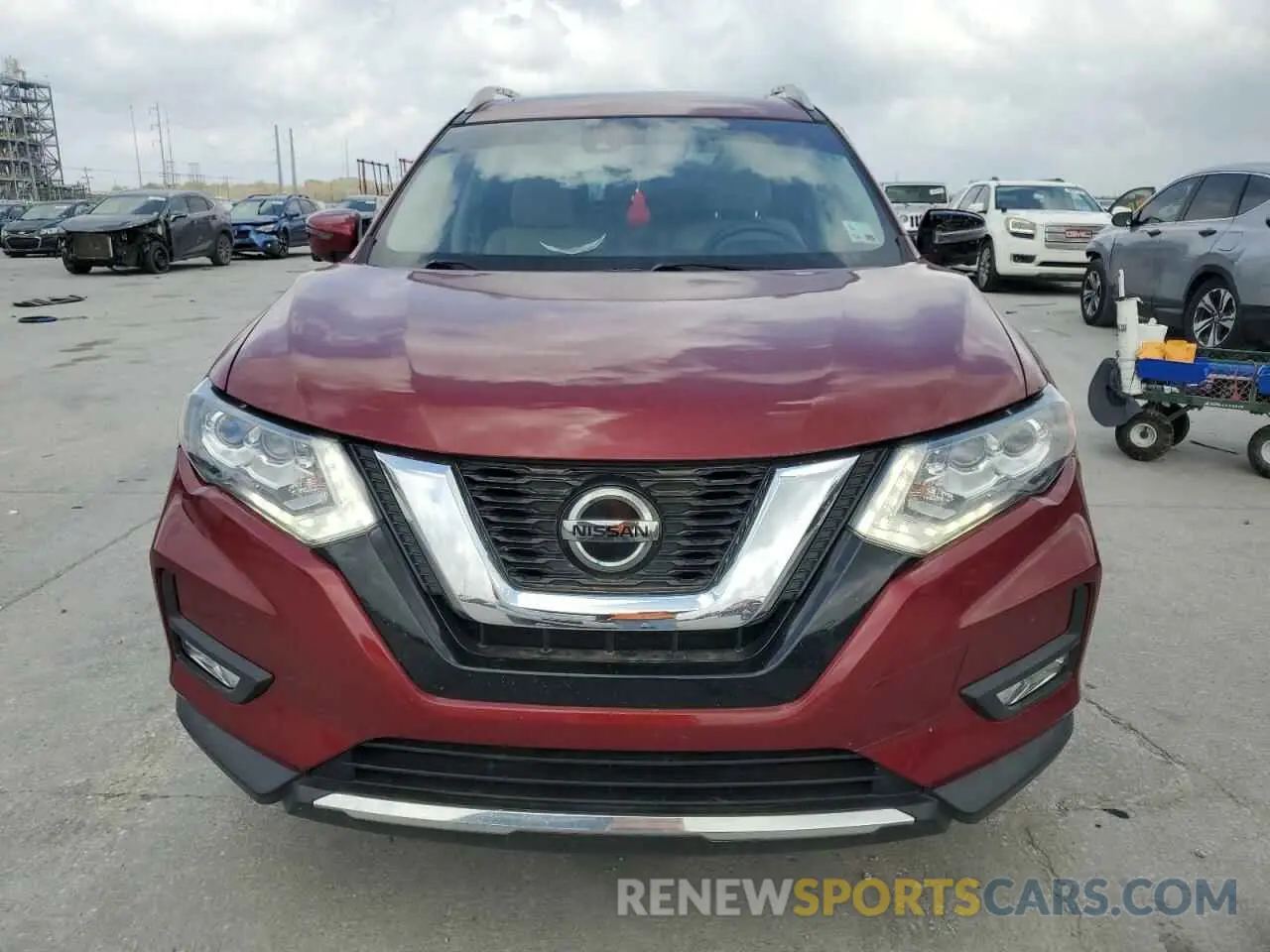 5 Photograph of a damaged car 5N1AT2MTXKC764138 NISSAN ROGUE 2019