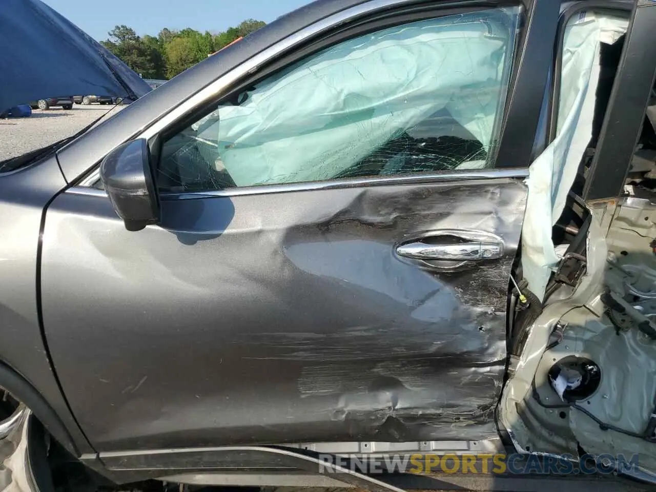7 Photograph of a damaged car 5N1AT2MTXKC767105 NISSAN ROGUE 2019