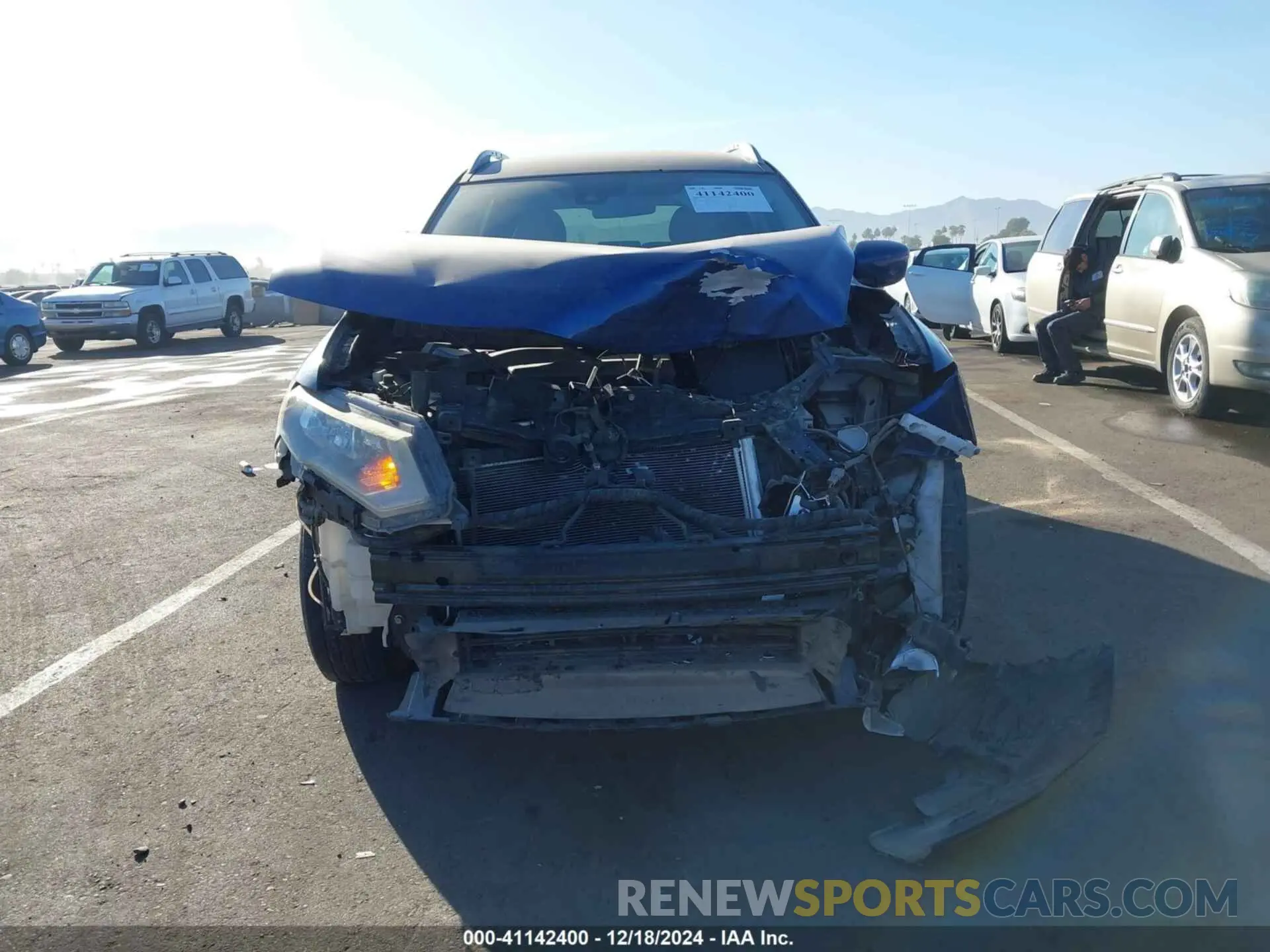 12 Photograph of a damaged car 5N1AT2MTXKC768108 NISSAN ROGUE 2019