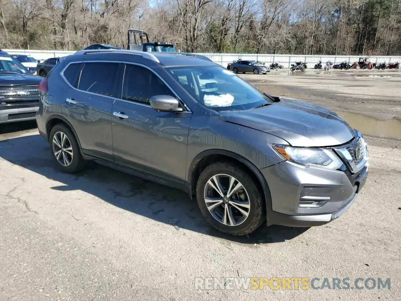 4 Photograph of a damaged car 5N1AT2MTXKC773308 NISSAN ROGUE 2019