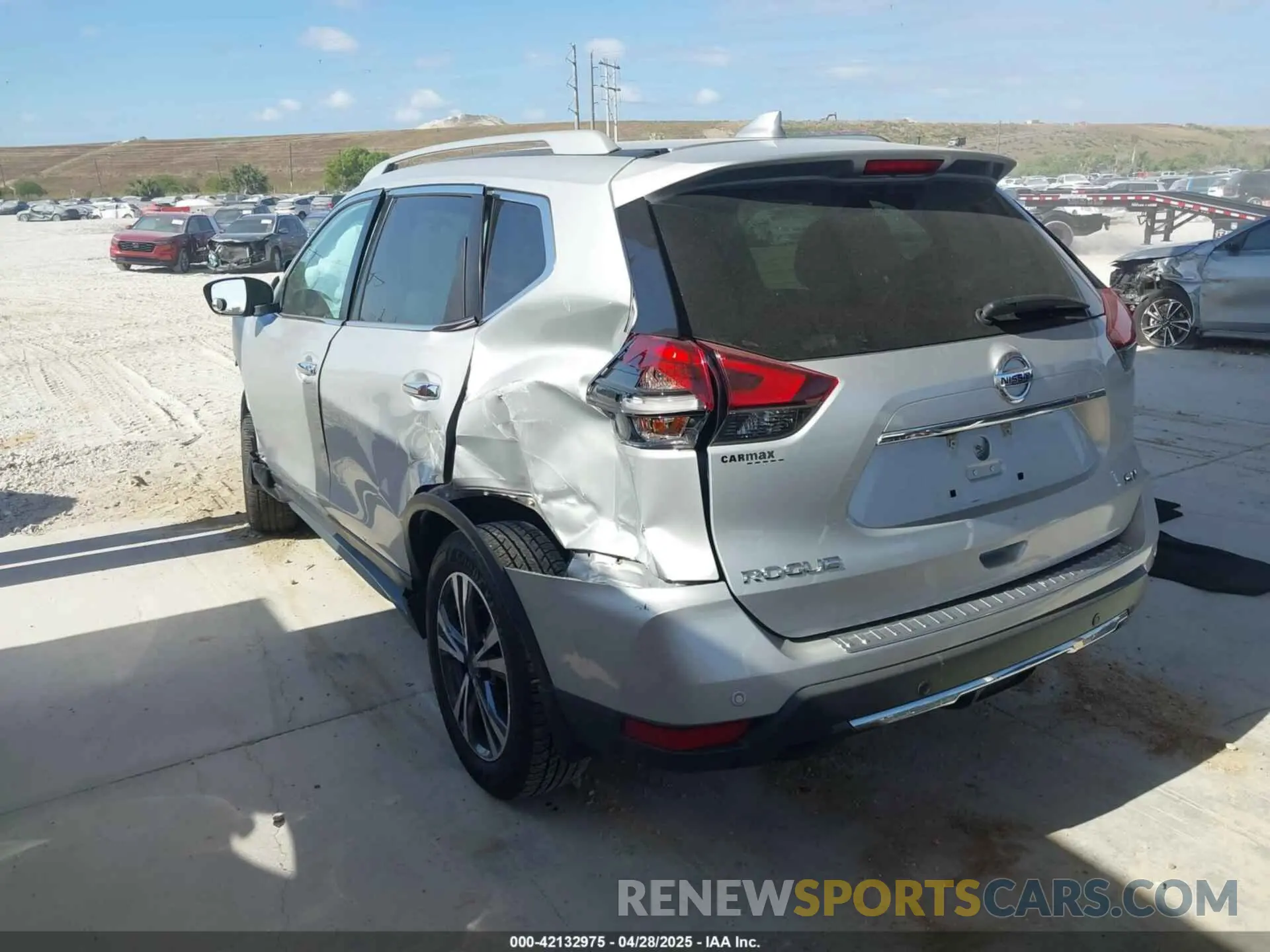 3 Photograph of a damaged car 5N1AT2MTXKC778816 NISSAN ROGUE 2019