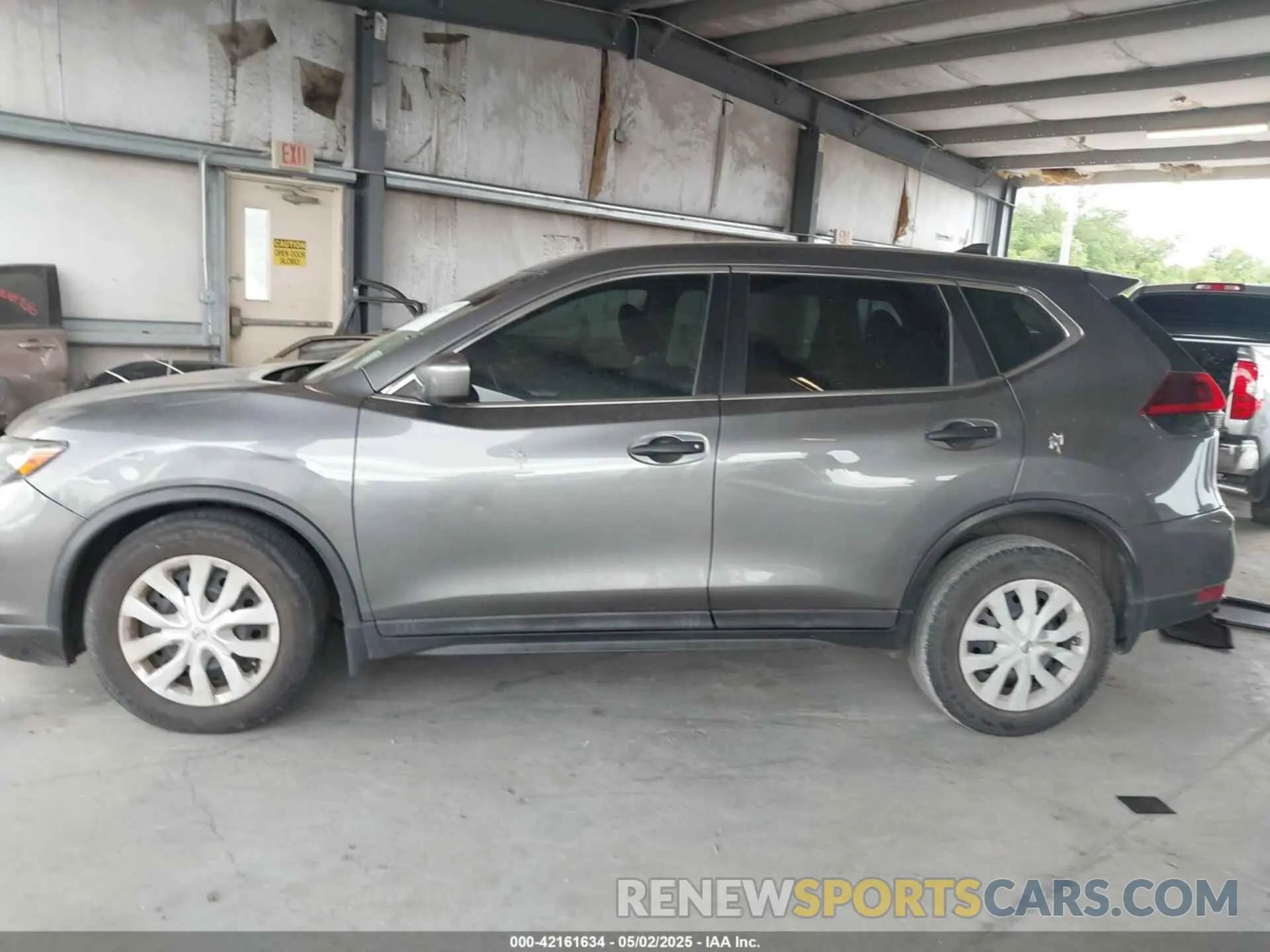 14 Photograph of a damaged car 5N1AT2MTXKC784924 NISSAN ROGUE 2019