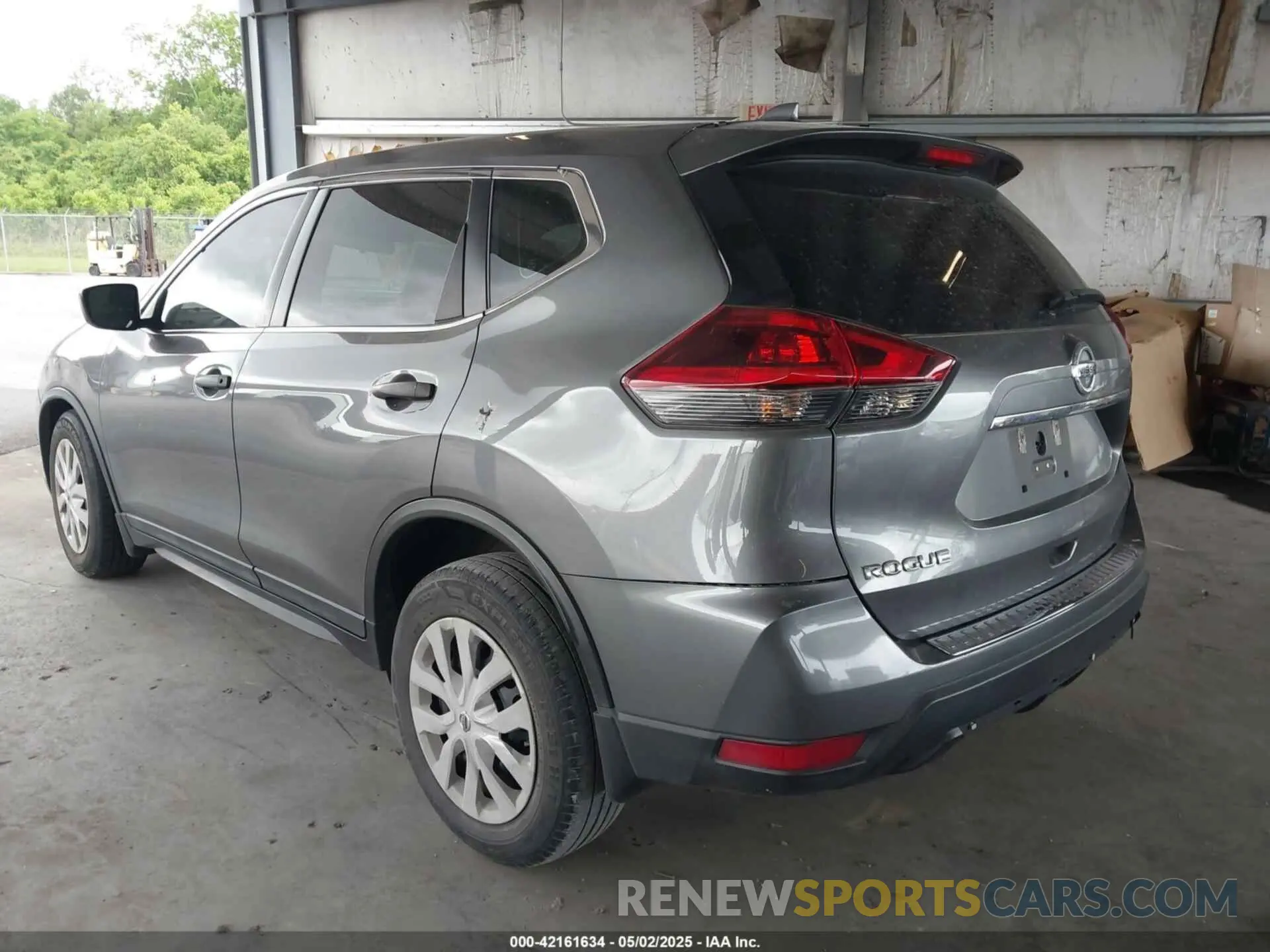 3 Photograph of a damaged car 5N1AT2MTXKC784924 NISSAN ROGUE 2019