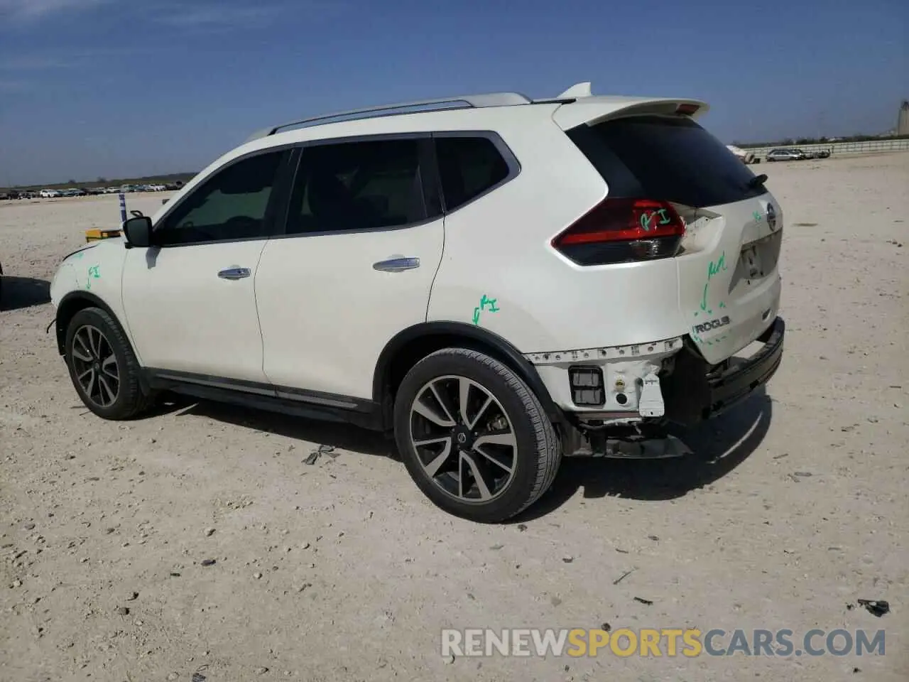 2 Photograph of a damaged car 5N1AT2MTXKC806601 NISSAN ROGUE 2019