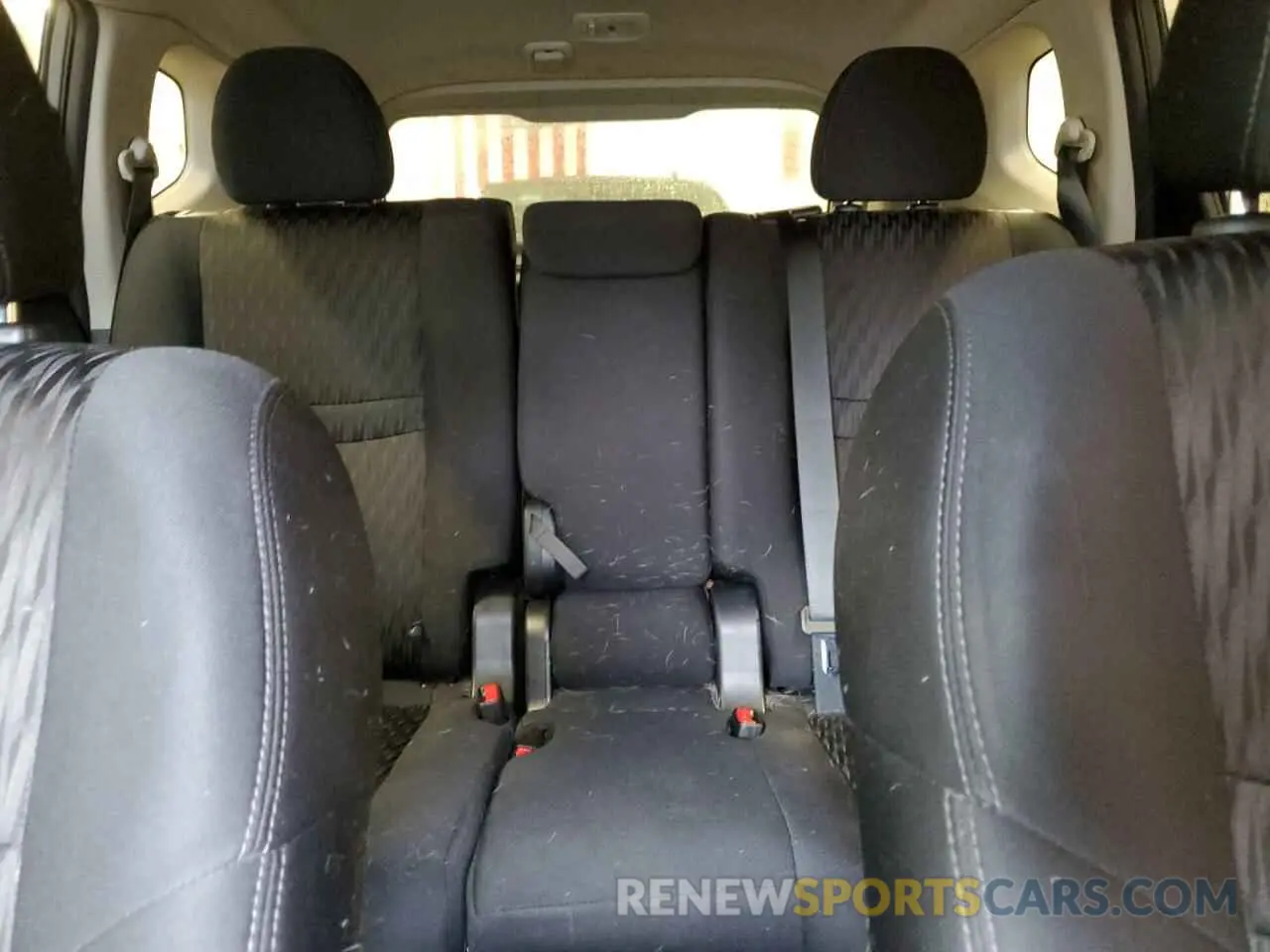 10 Photograph of a damaged car 5N1AT2MTXKC815749 NISSAN ROGUE 2019