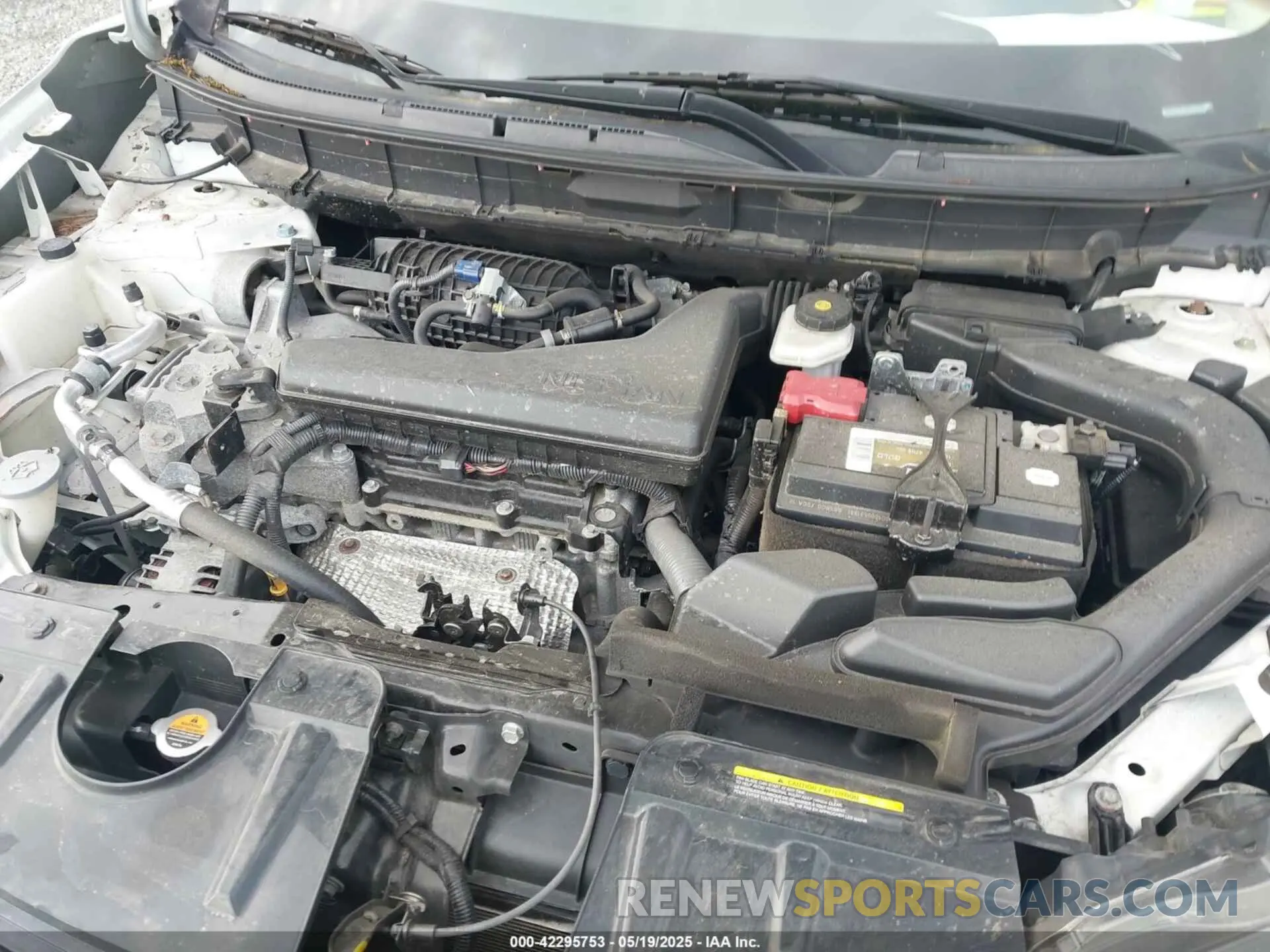 10 Photograph of a damaged car 5N1AT2MTXKC817436 NISSAN ROGUE 2019