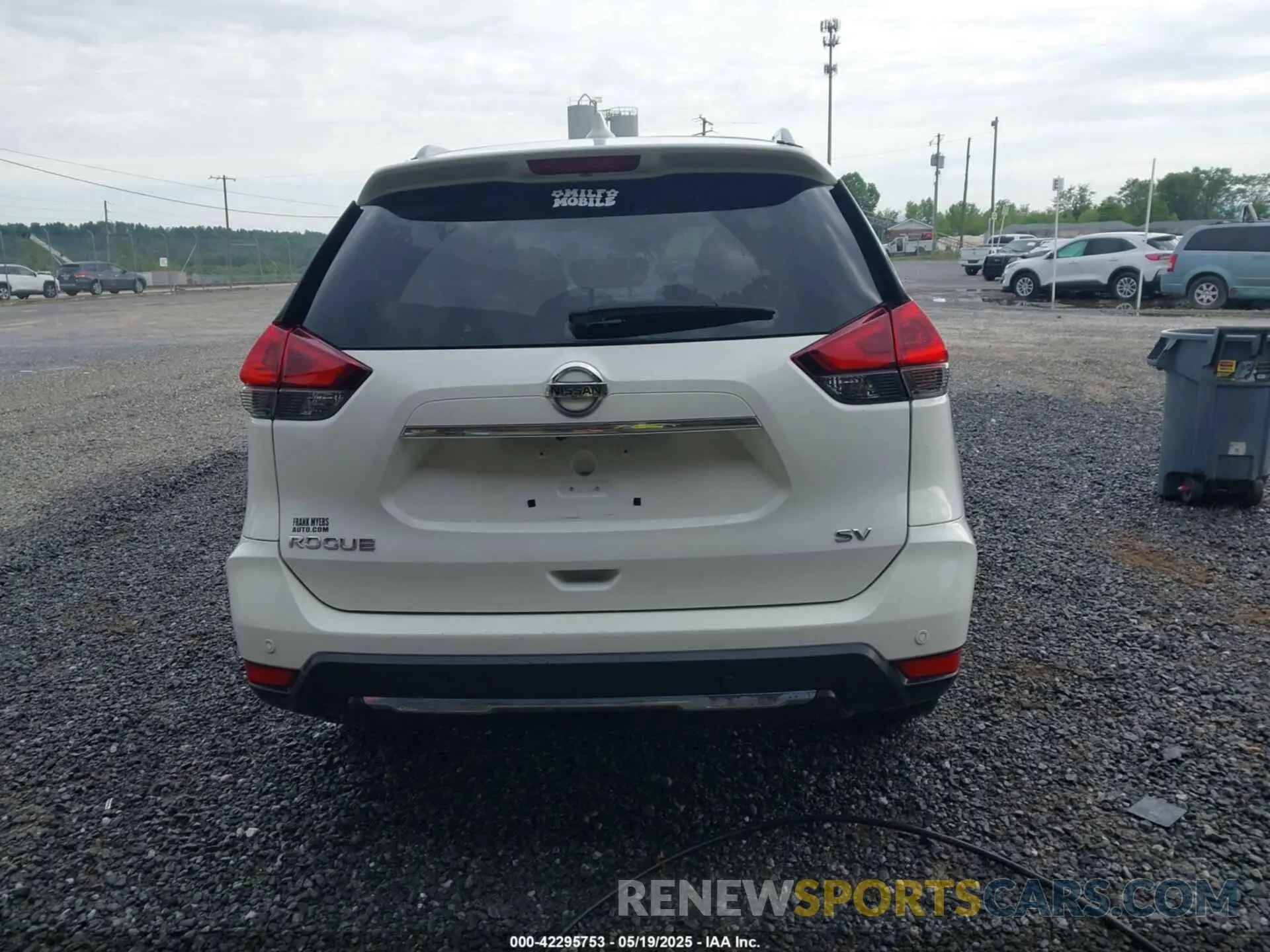 16 Photograph of a damaged car 5N1AT2MTXKC817436 NISSAN ROGUE 2019