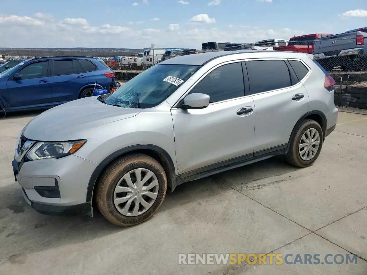 1 Photograph of a damaged car 5N1AT2MTXKC831417 NISSAN ROGUE 2019
