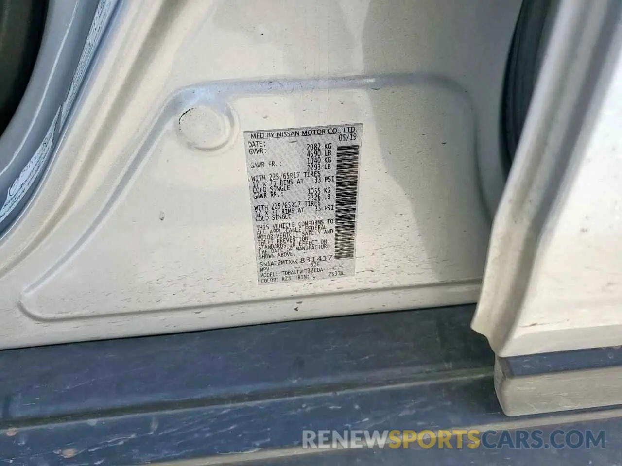 15 Photograph of a damaged car 5N1AT2MTXKC831417 NISSAN ROGUE 2019