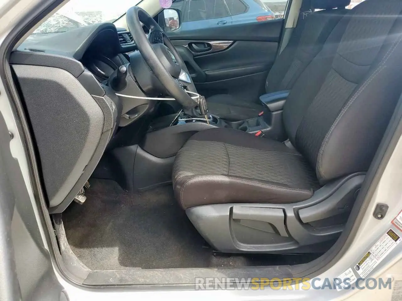 7 Photograph of a damaged car 5N1AT2MTXKC831417 NISSAN ROGUE 2019