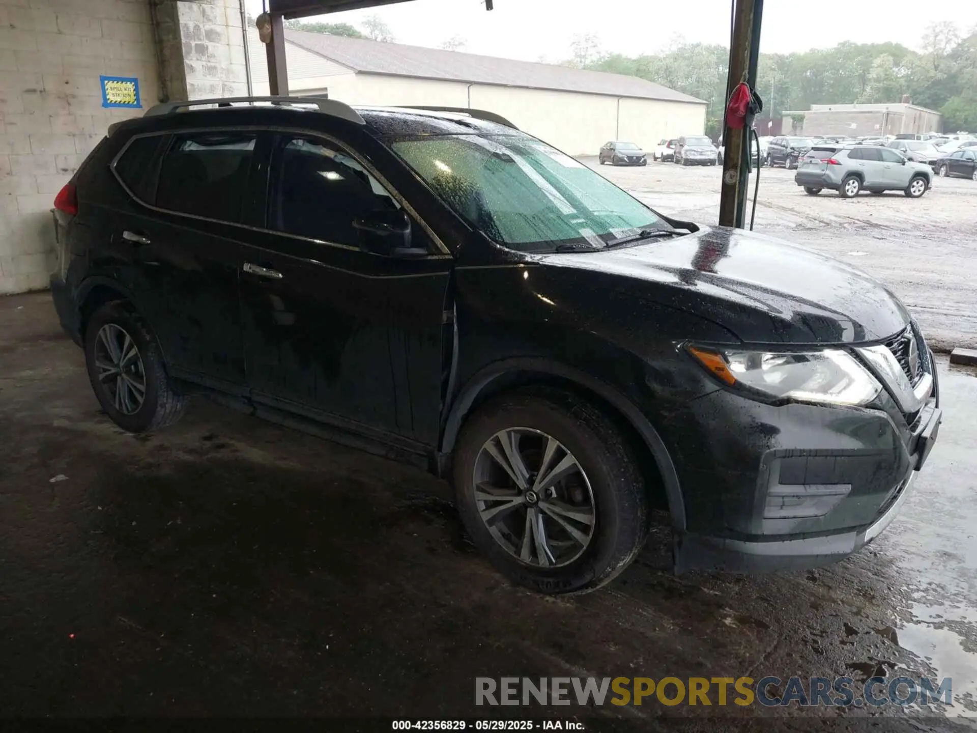 1 Photograph of a damaged car 5N1AT2MV0KC767647 NISSAN ROGUE 2019