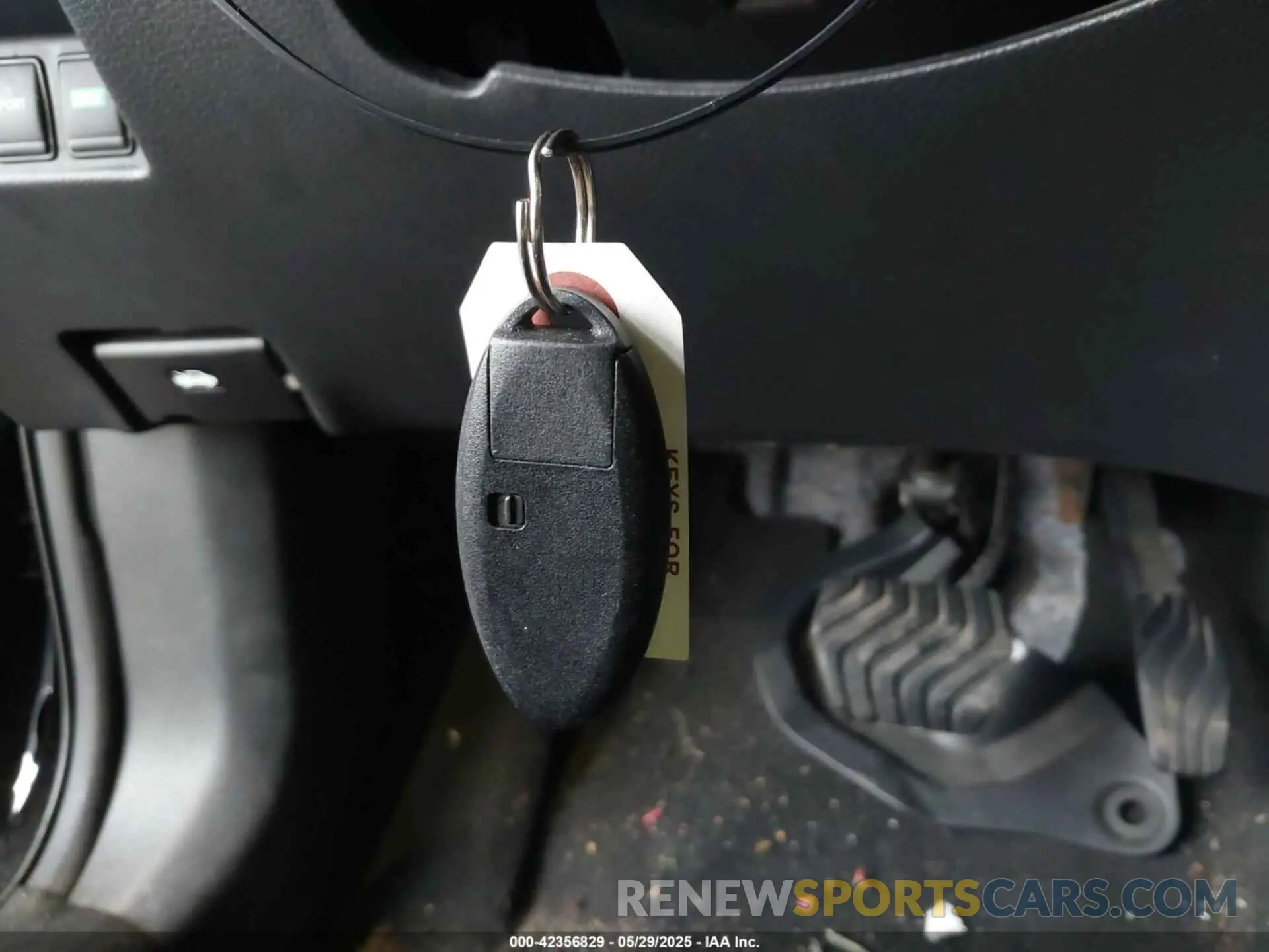 11 Photograph of a damaged car 5N1AT2MV0KC767647 NISSAN ROGUE 2019