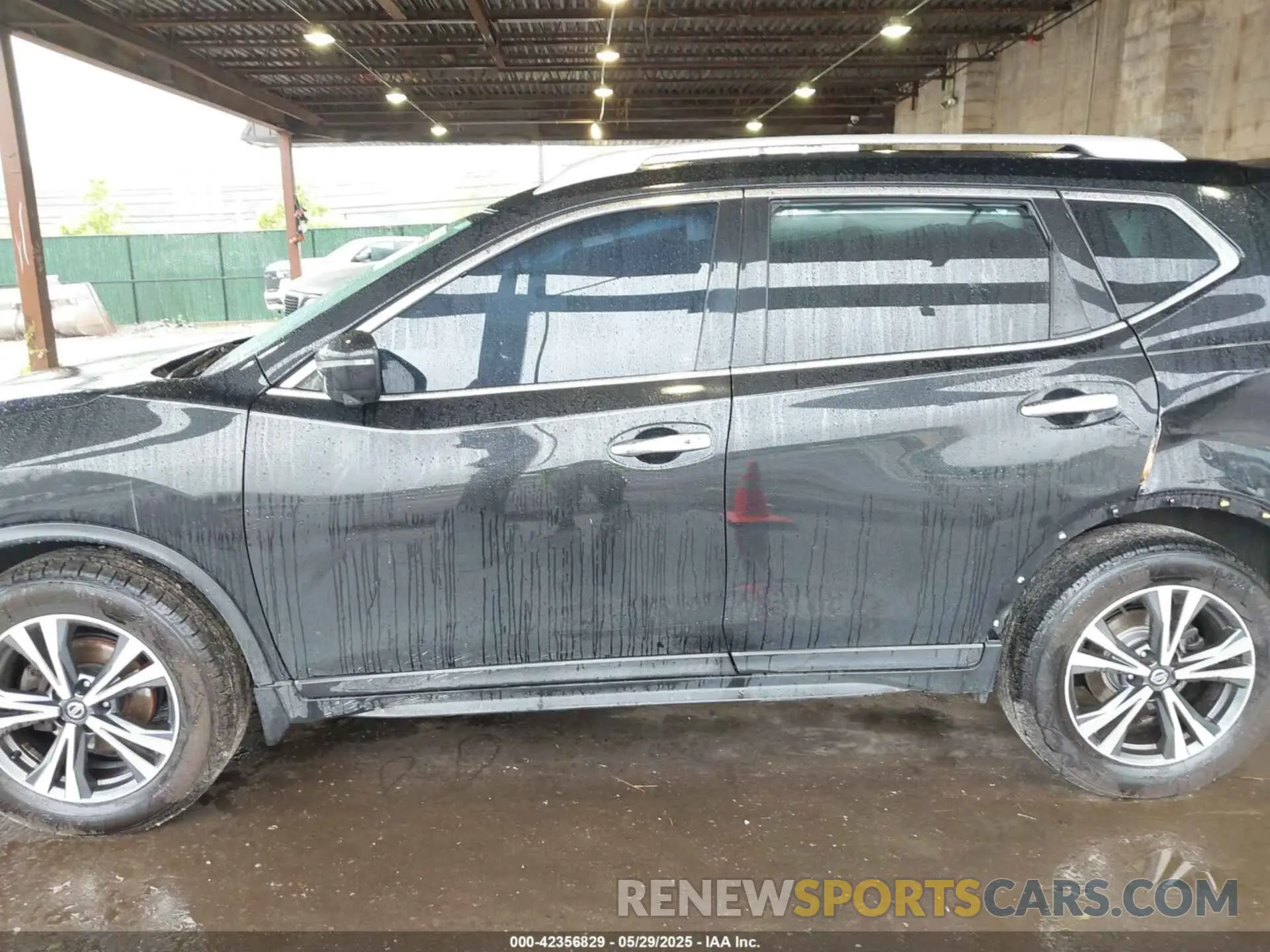 14 Photograph of a damaged car 5N1AT2MV0KC767647 NISSAN ROGUE 2019