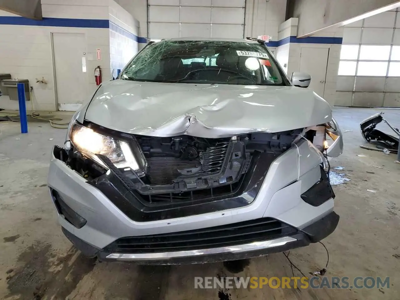 5 Photograph of a damaged car 5N1AT2MV0KC825076 NISSAN ROGUE 2019