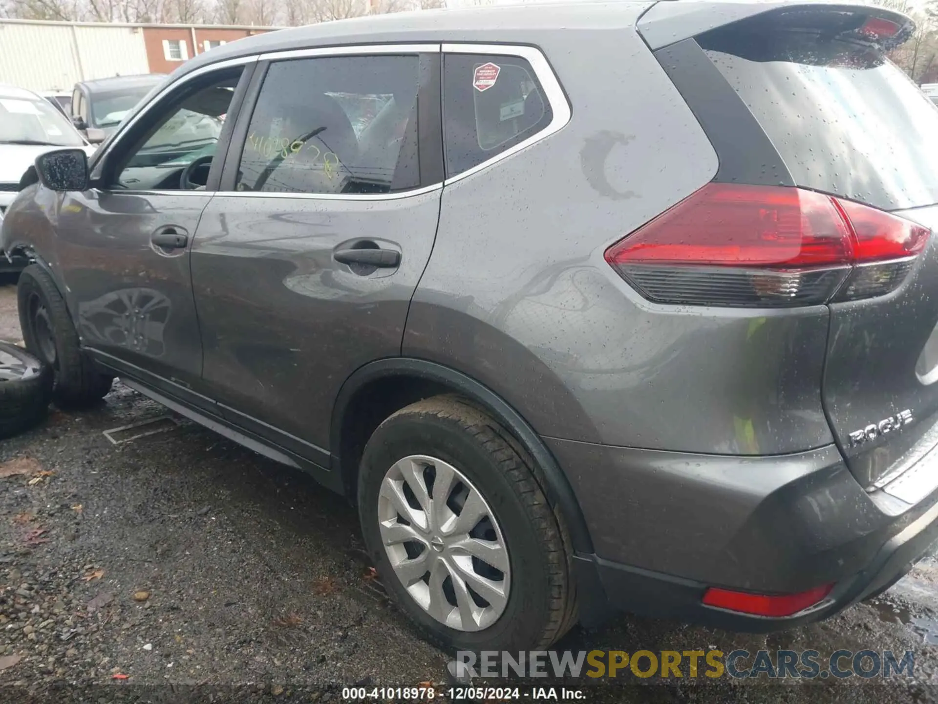 14 Photograph of a damaged car 5N1AT2MV0KC843710 NISSAN ROGUE 2019