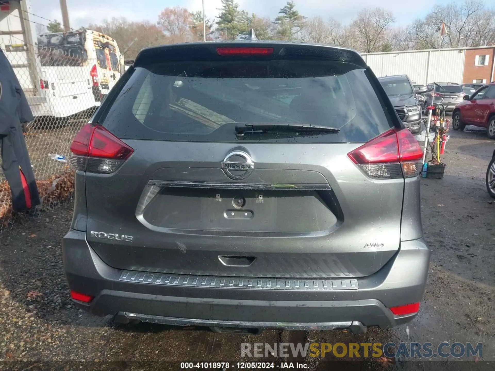16 Photograph of a damaged car 5N1AT2MV0KC843710 NISSAN ROGUE 2019