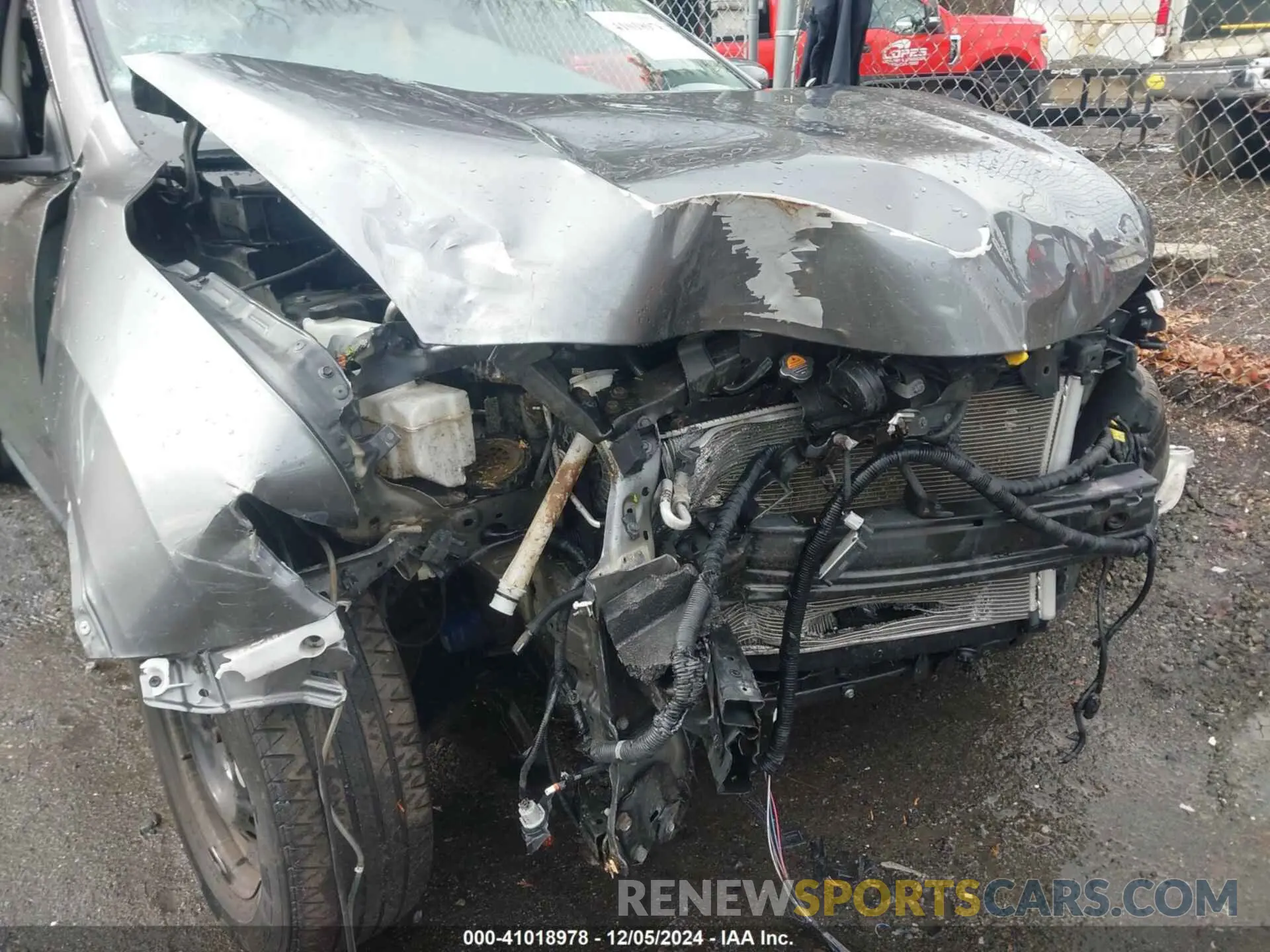 6 Photograph of a damaged car 5N1AT2MV0KC843710 NISSAN ROGUE 2019