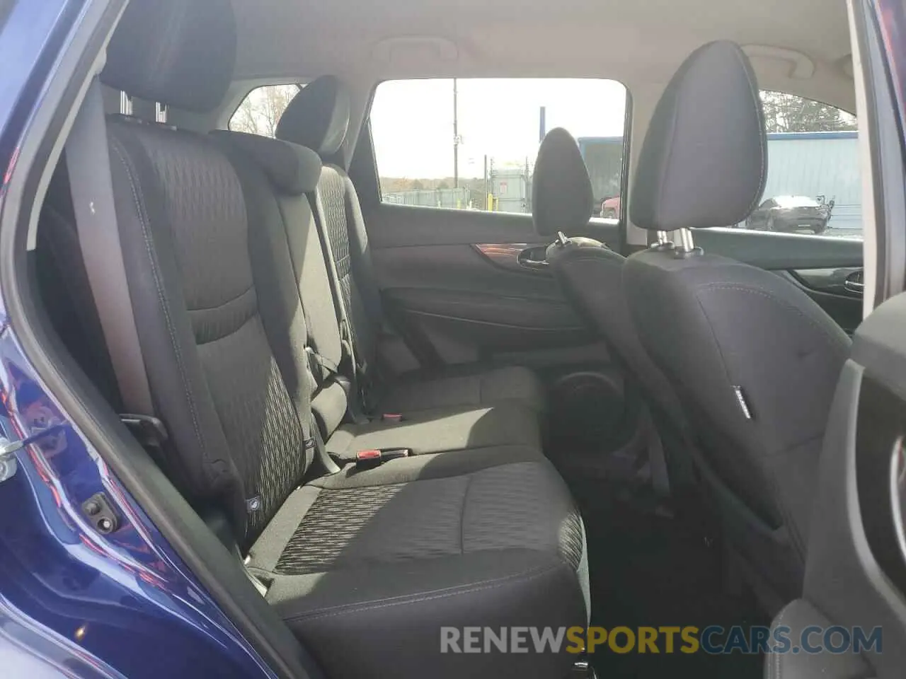 11 Photograph of a damaged car 5N1AT2MV0KC844310 NISSAN ROGUE 2019