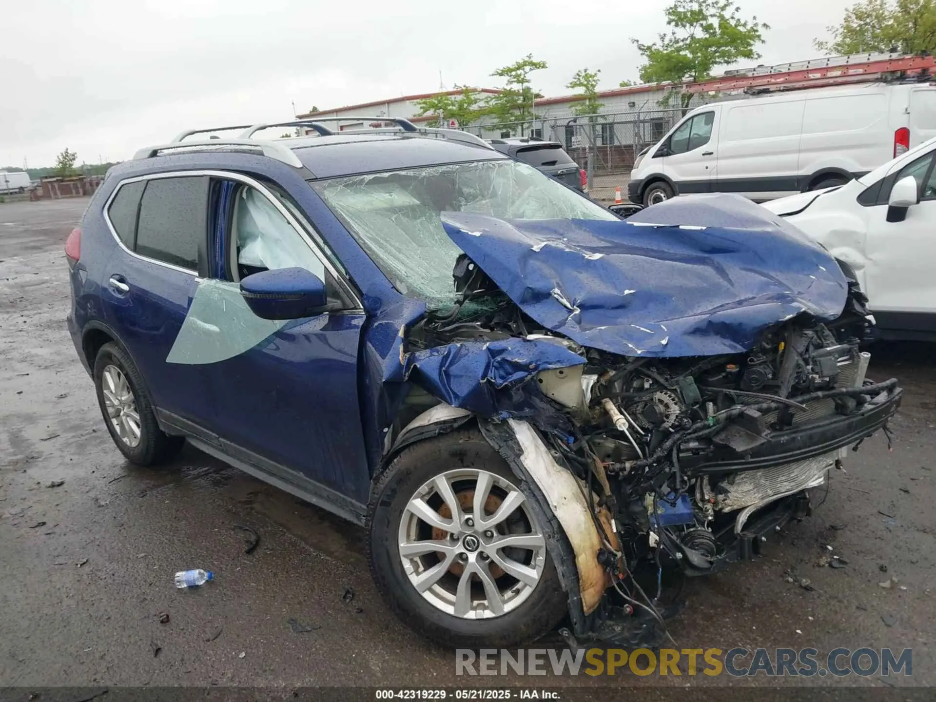 1 Photograph of a damaged car 5N1AT2MV1KC715461 NISSAN ROGUE 2019