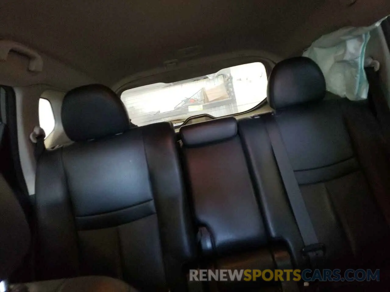 10 Photograph of a damaged car 5N1AT2MV1KC728551 NISSAN ROGUE 2019
