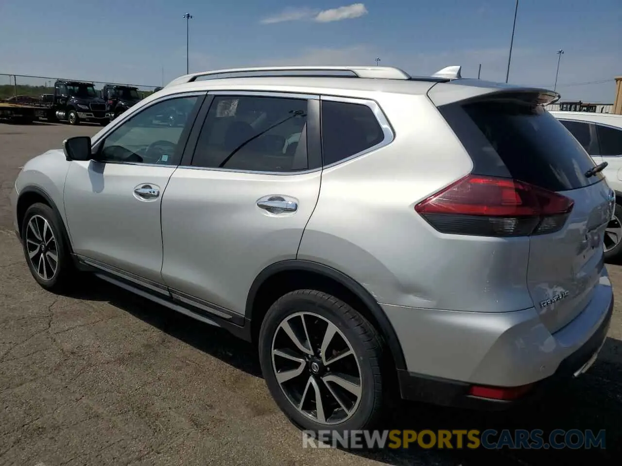 2 Photograph of a damaged car 5N1AT2MV1KC756446 NISSAN ROGUE 2019