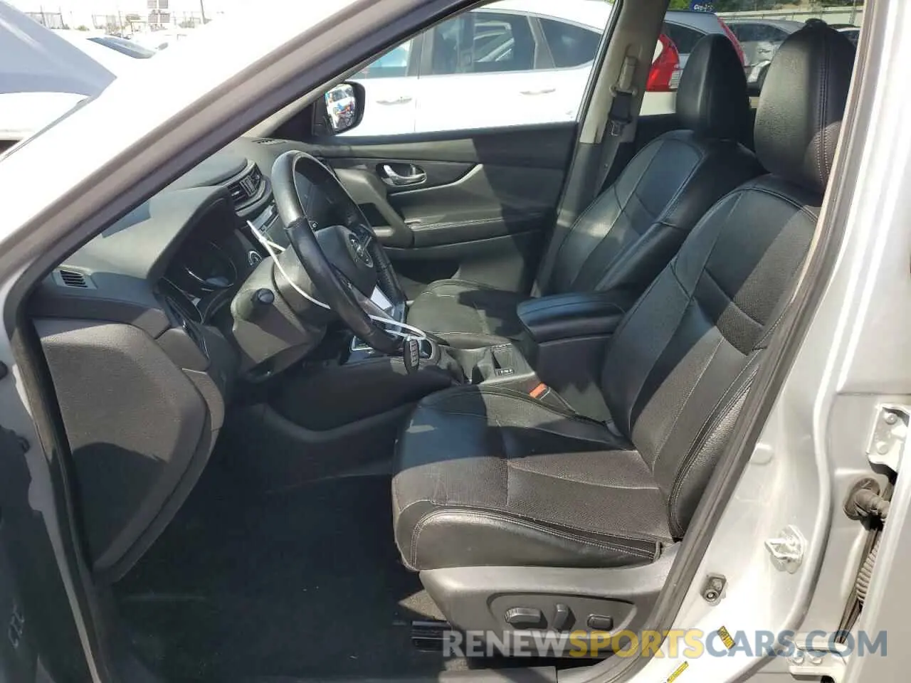 7 Photograph of a damaged car 5N1AT2MV1KC756446 NISSAN ROGUE 2019