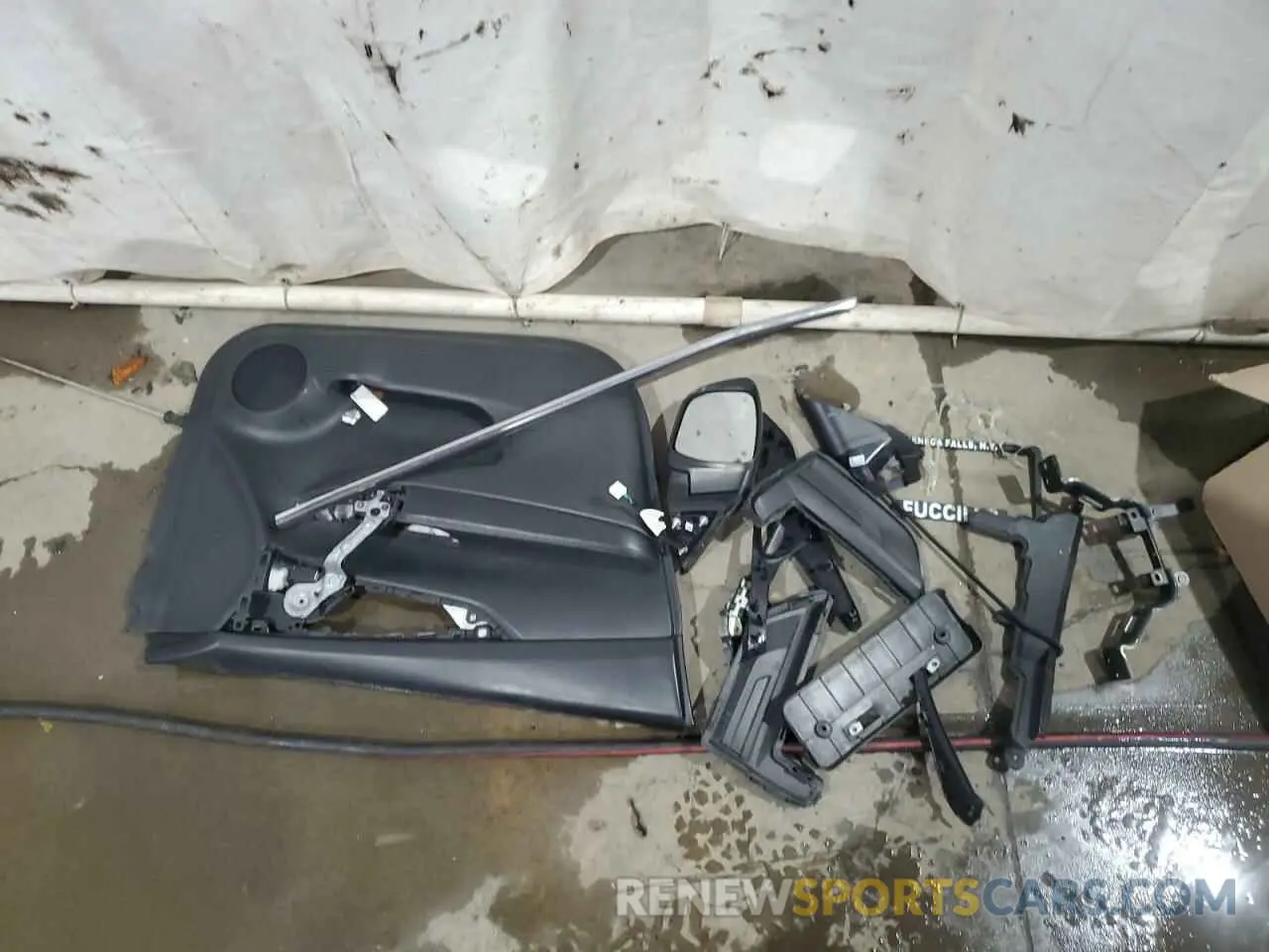 13 Photograph of a damaged car 5N1AT2MV1KC761372 NISSAN ROGUE 2019