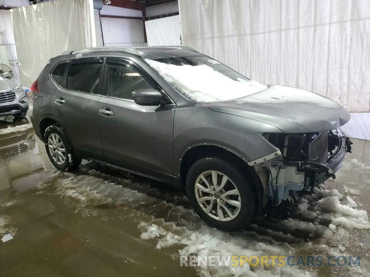 4 Photograph of a damaged car 5N1AT2MV1KC761372 NISSAN ROGUE 2019