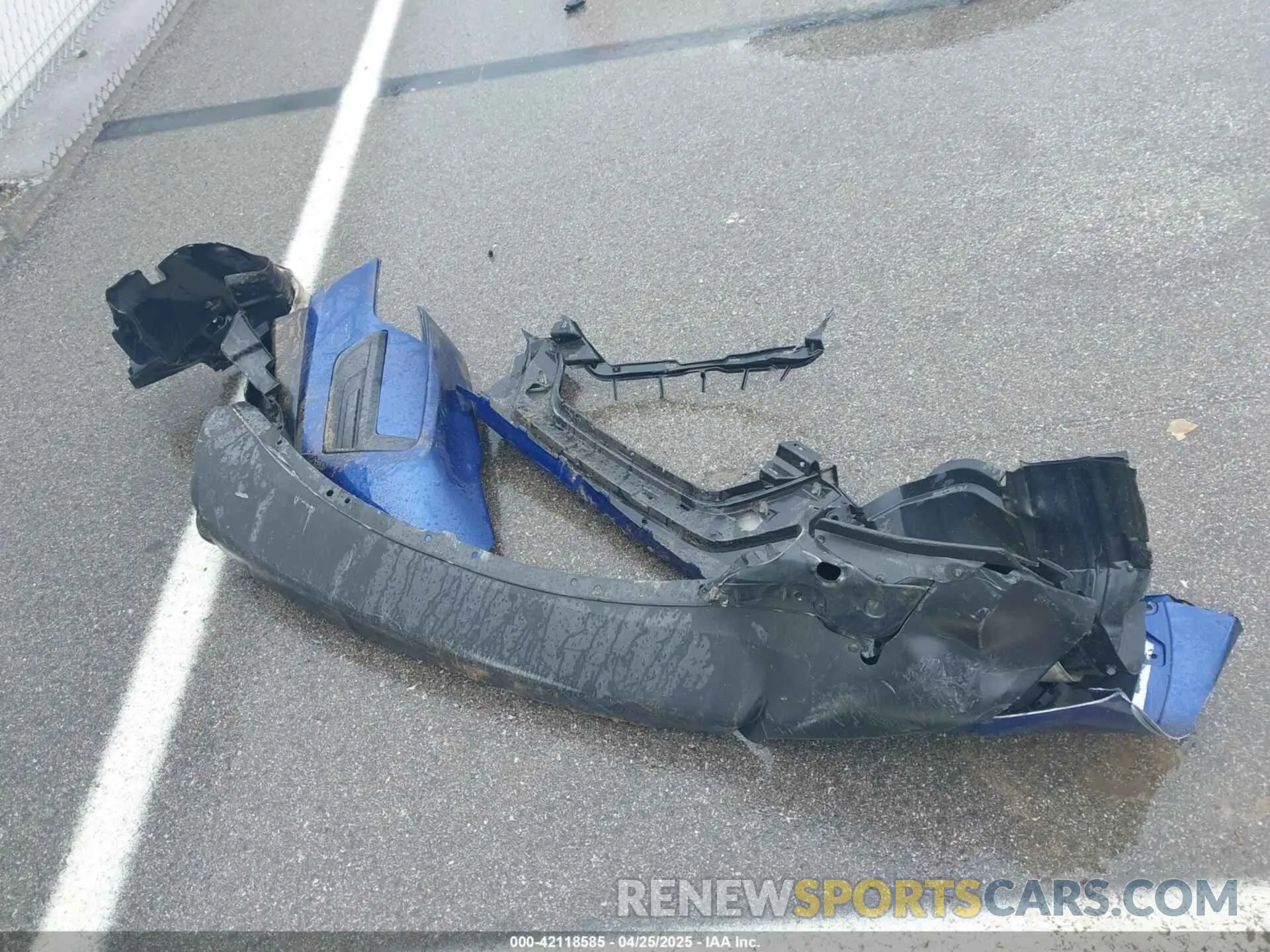 11 Photograph of a damaged car 5N1AT2MV1KC769598 NISSAN ROGUE 2019