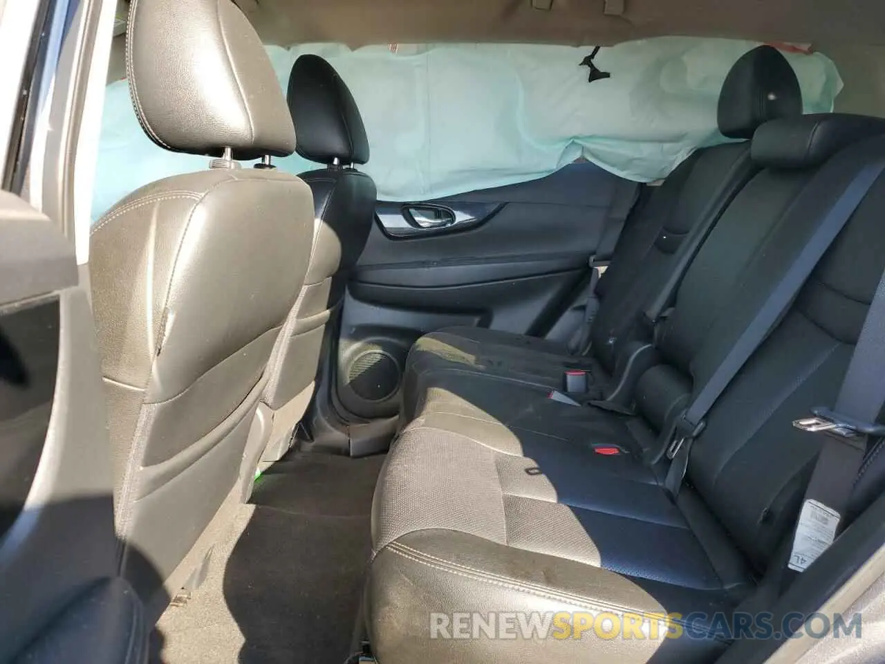 11 Photograph of a damaged car 5N1AT2MV1KC773537 NISSAN ROGUE 2019