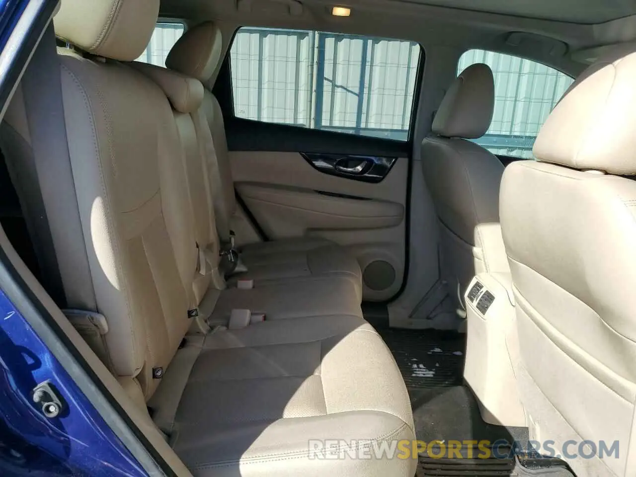11 Photograph of a damaged car 5N1AT2MV1KC785493 NISSAN ROGUE 2019