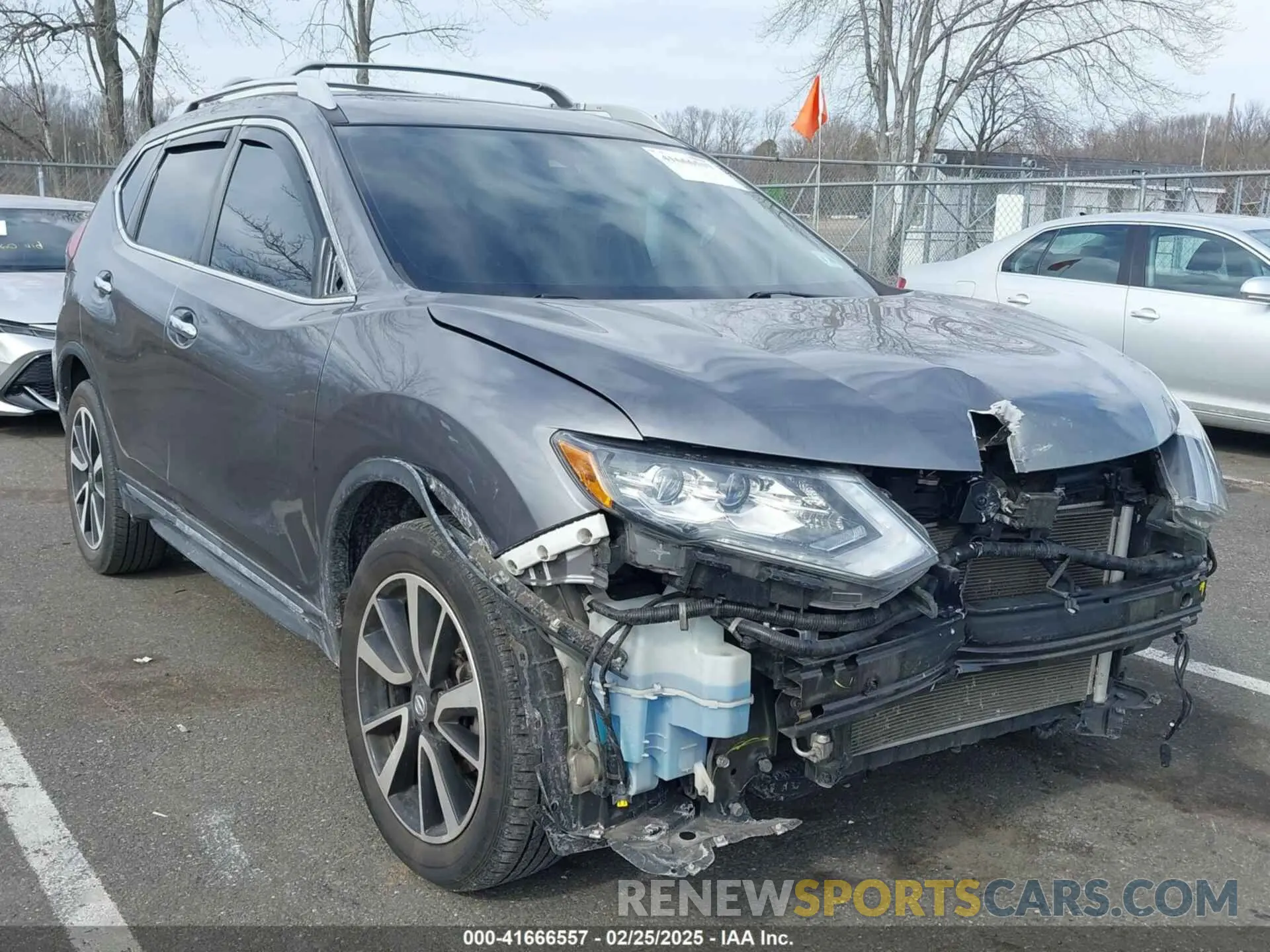 1 Photograph of a damaged car 5N1AT2MV1KC830772 NISSAN ROGUE 2019