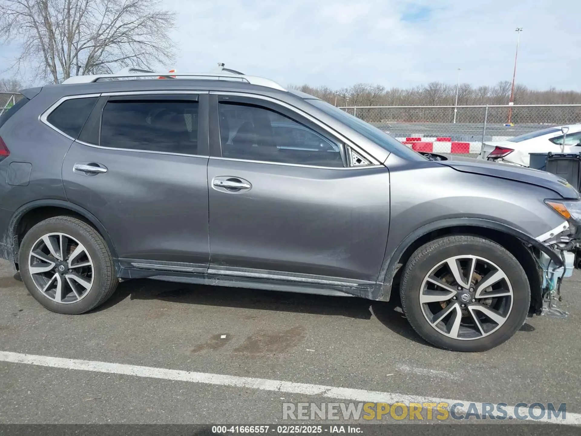 19 Photograph of a damaged car 5N1AT2MV1KC830772 NISSAN ROGUE 2019