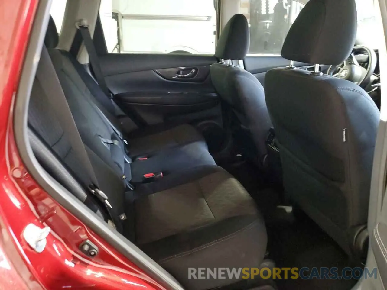11 Photograph of a damaged car 5N1AT2MV2KC702699 NISSAN ROGUE 2019