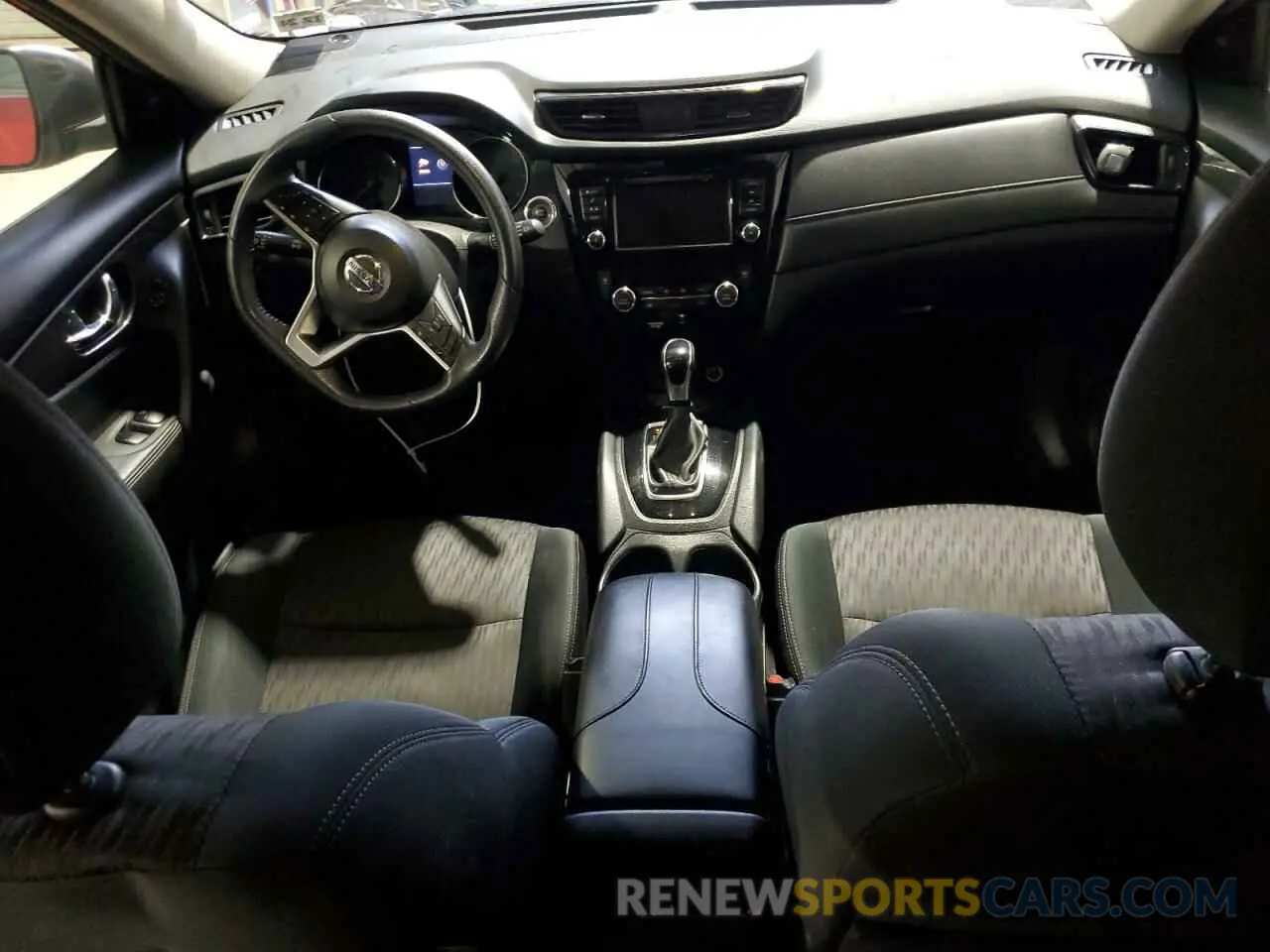 8 Photograph of a damaged car 5N1AT2MV2KC702699 NISSAN ROGUE 2019